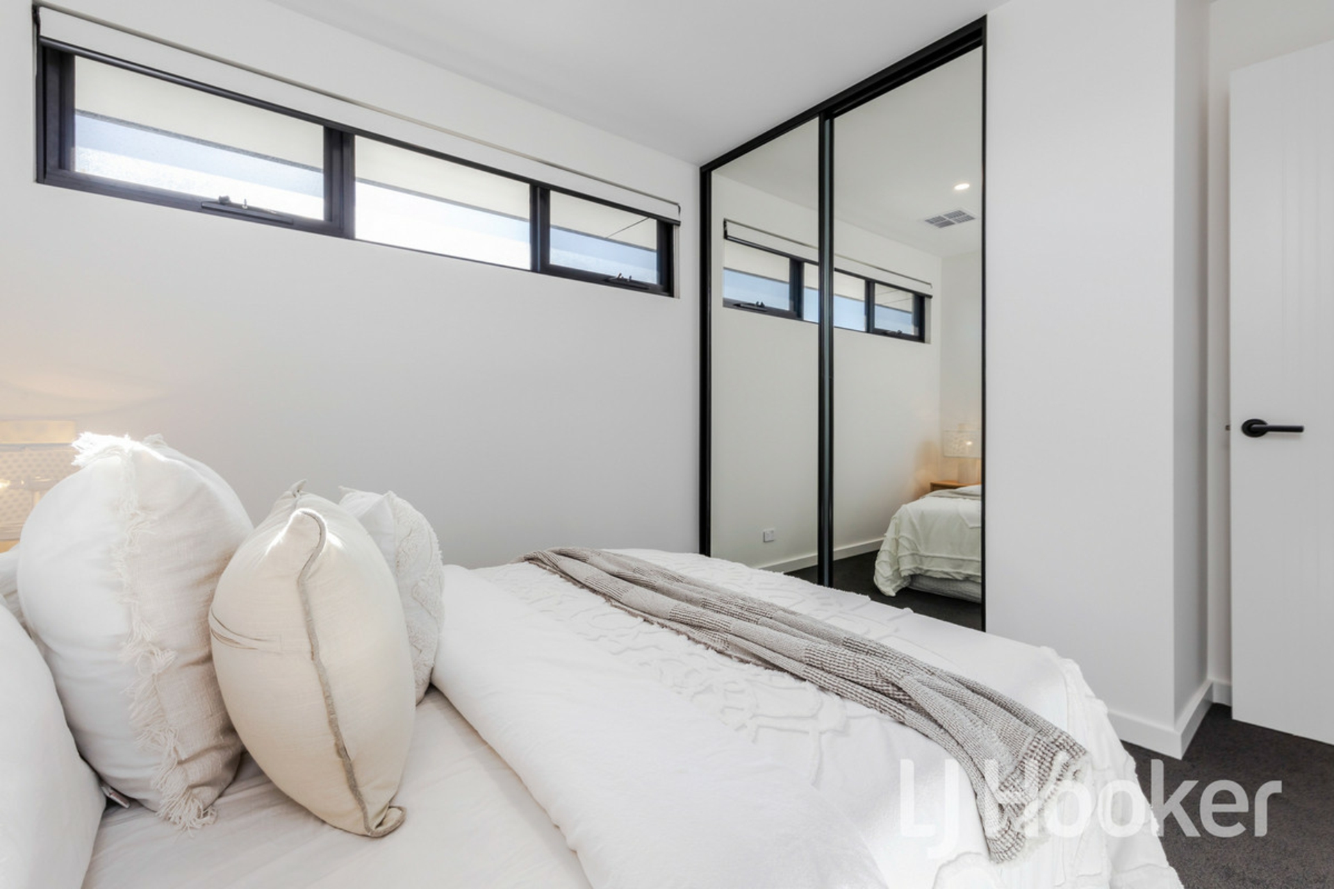 1/63 Millicent Street — photo 14 of 22