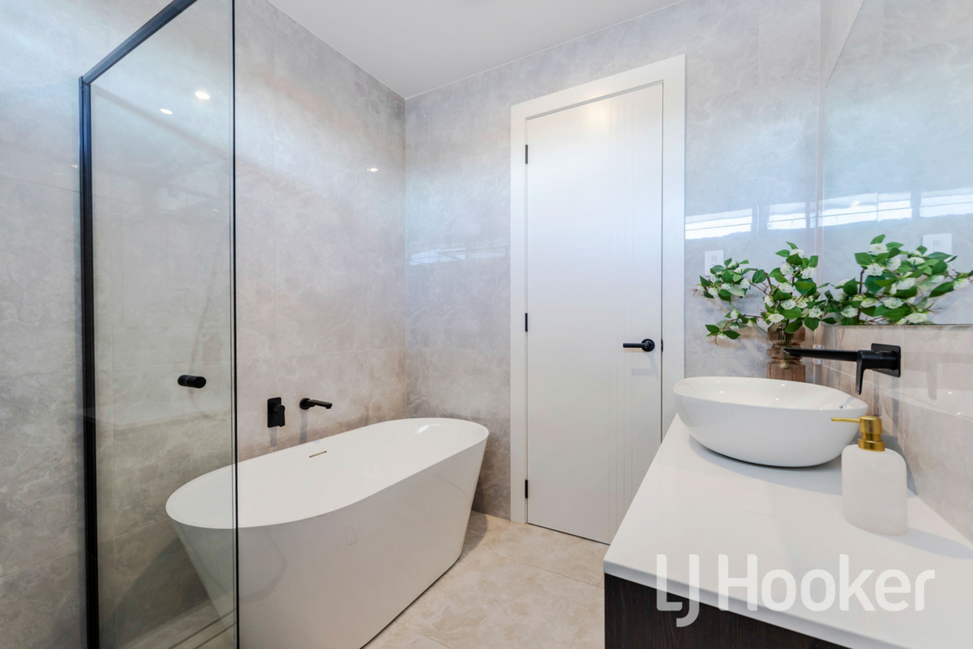 1/63 Millicent Street — photo 18 of 22