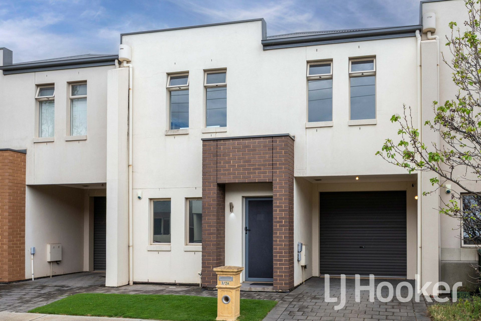 3/2A Garth Street — photo from LJ Hooker Flinders Park