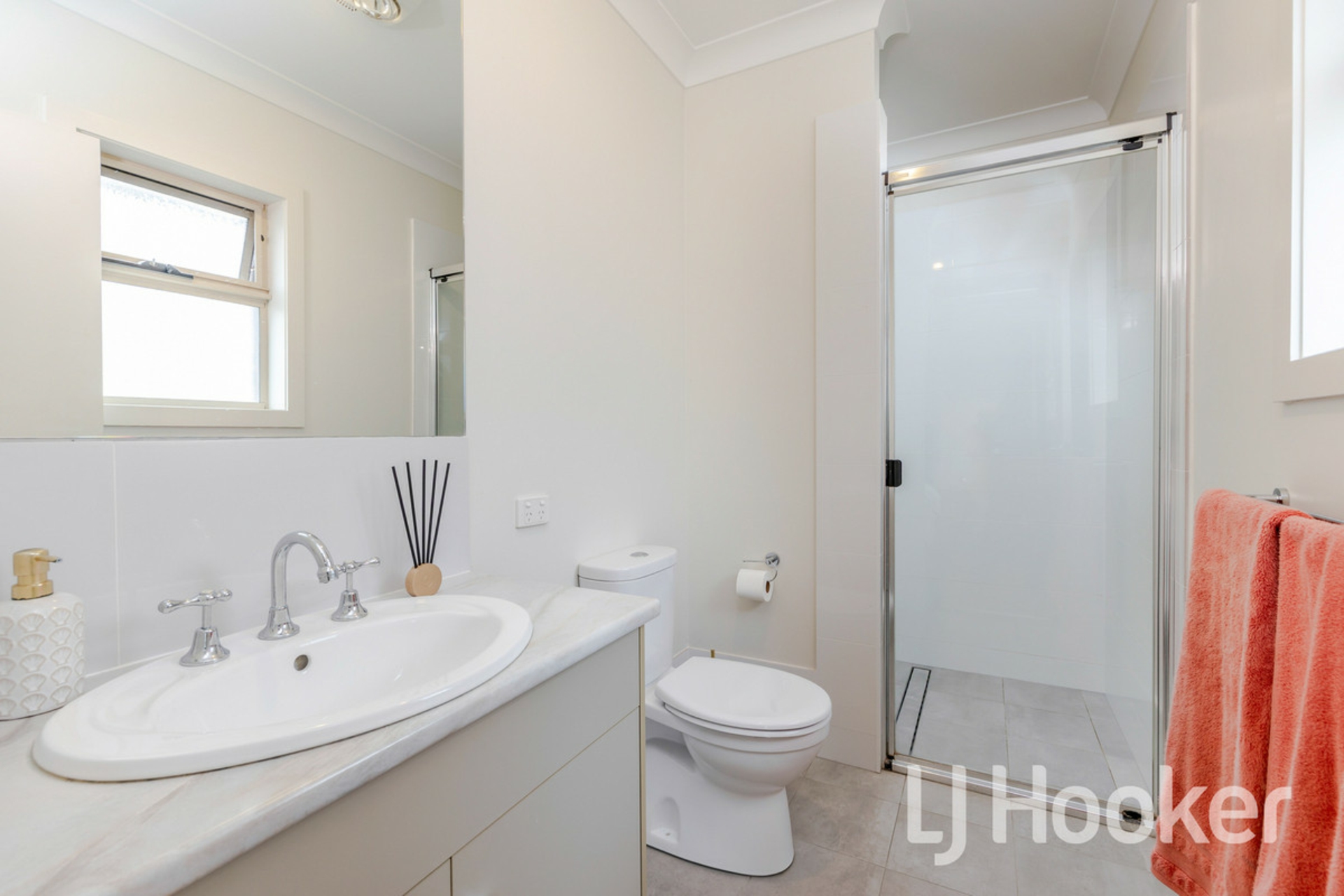 3/2A Garth Street — photo 12 of 15