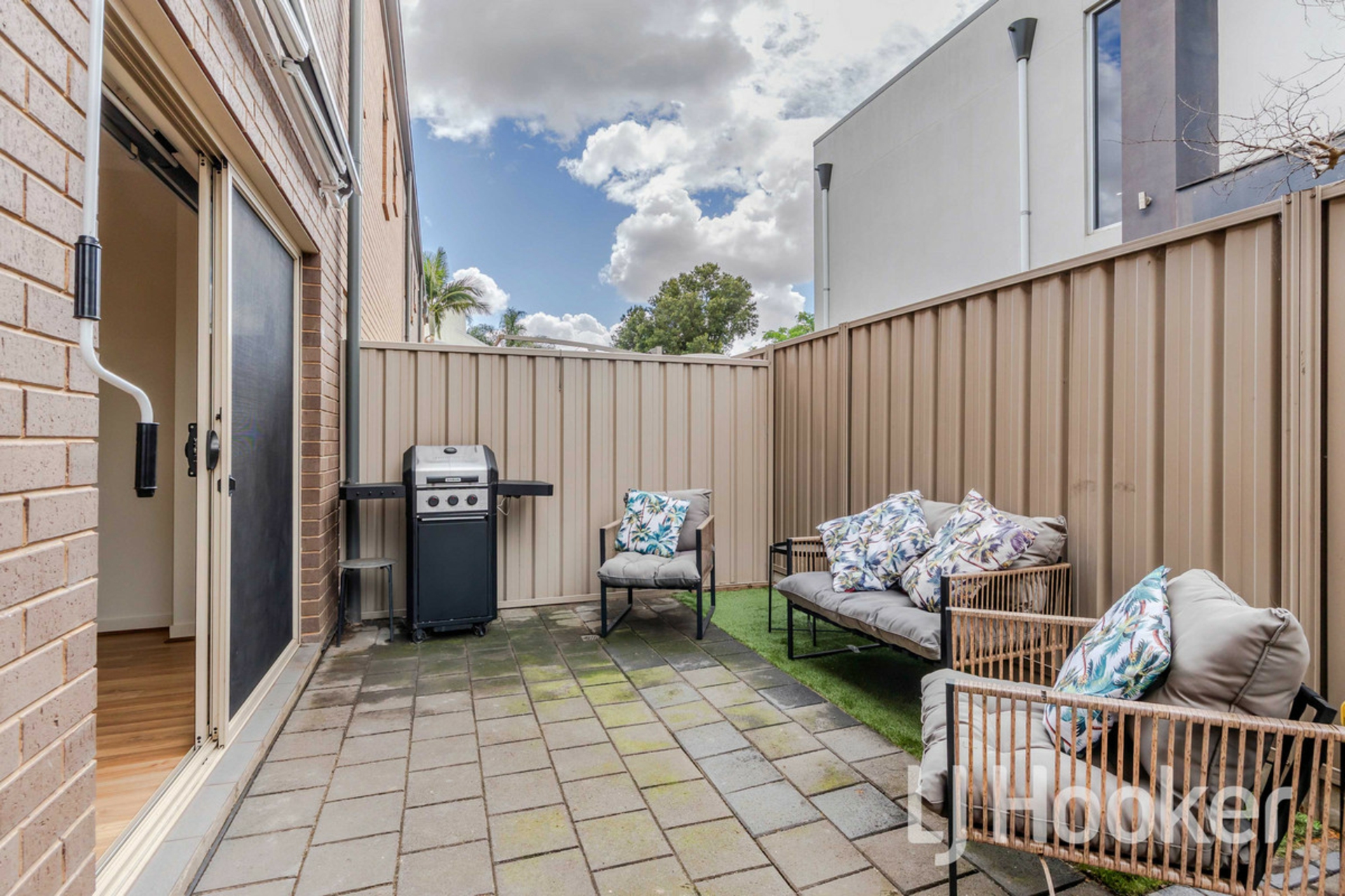 3/2A Garth Street — photo 15 of 15