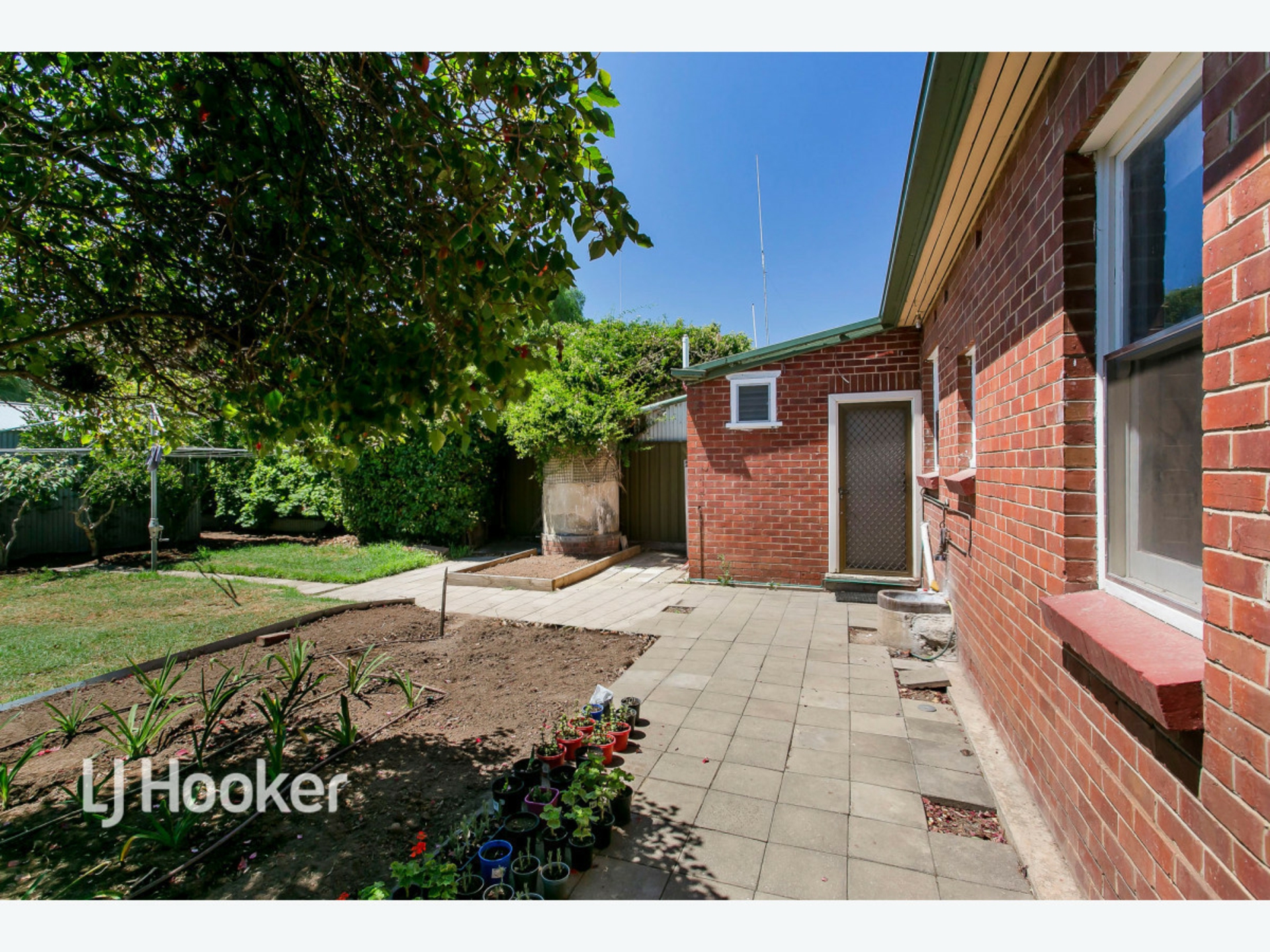 20 Victor Street — photo 10 of 14