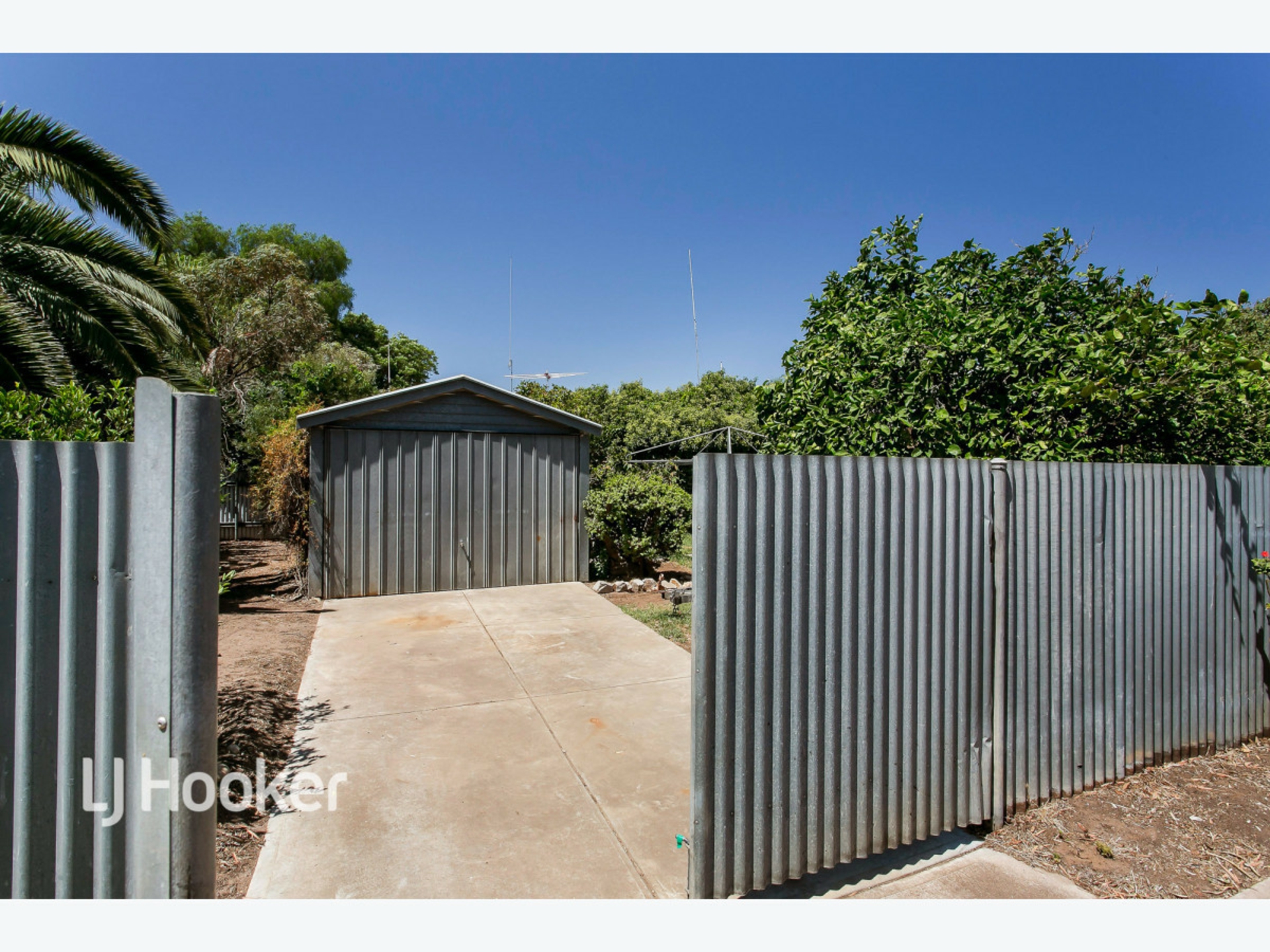 20 Victor Street — photo 13 of 14