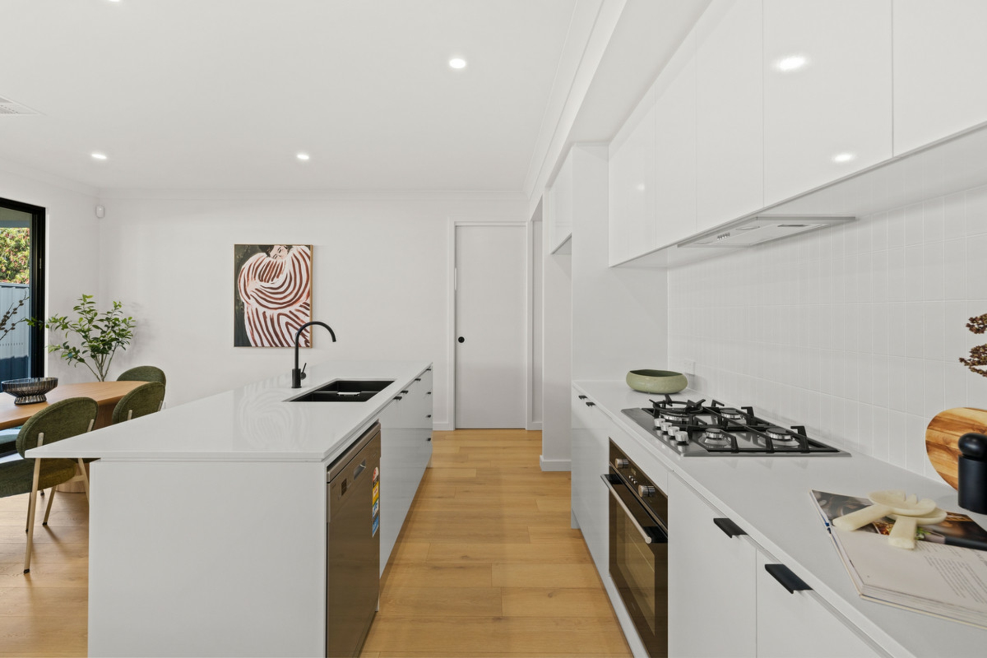 2C Crossley Avenue — photo 5 of 16