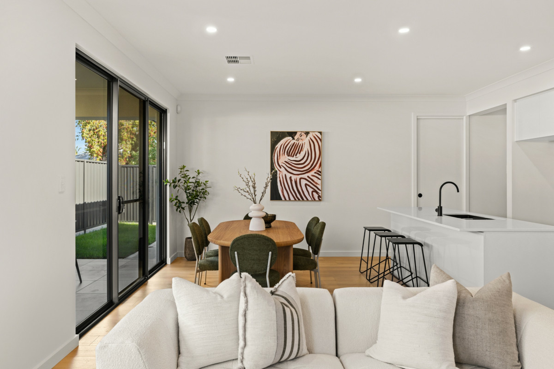 2C Crossley Avenue — photo 7 of 16