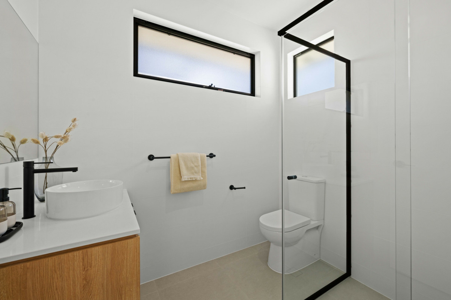 2C Crossley Avenue — photo 10 of 16
