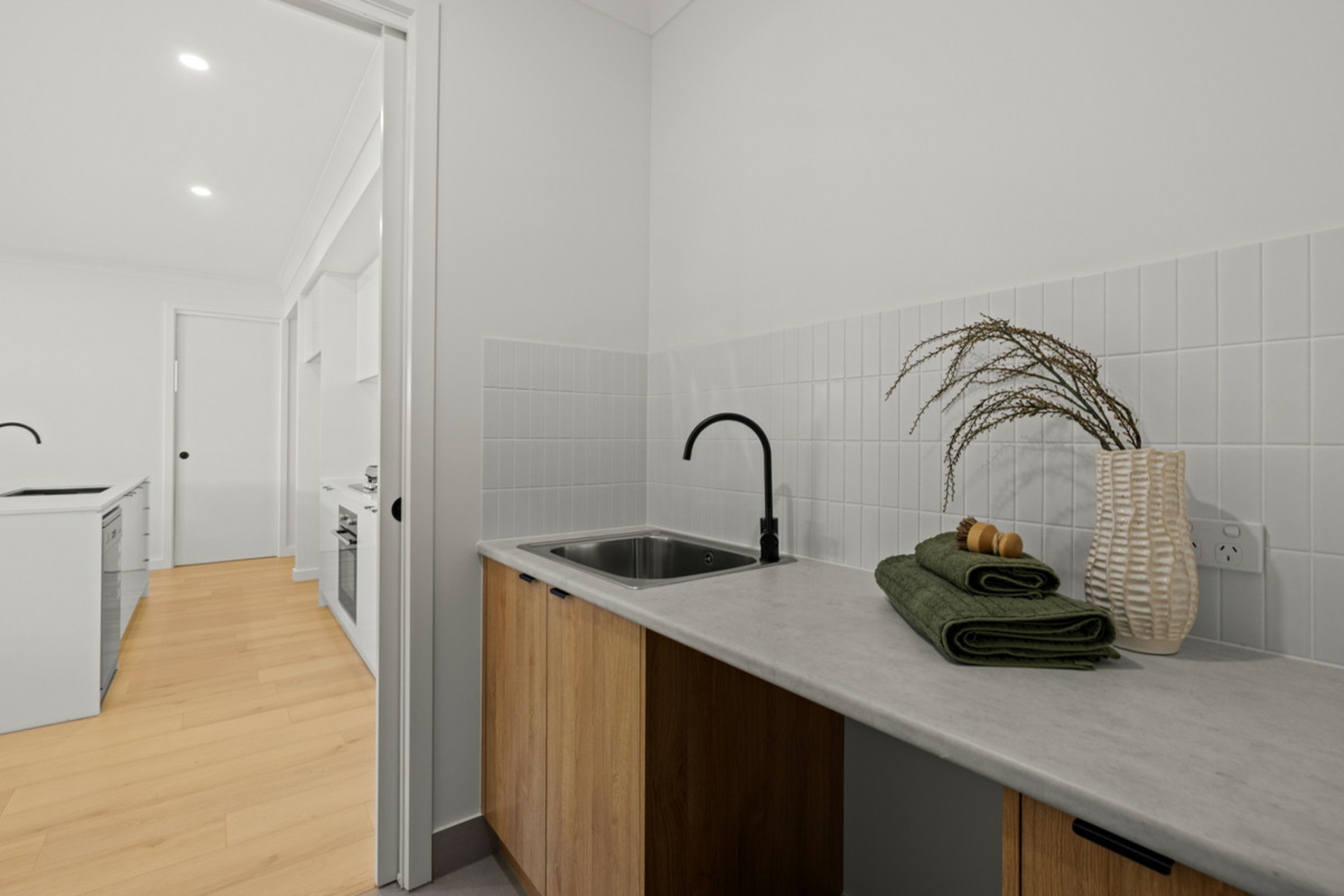 2C Crossley Avenue — photo 14 of 16