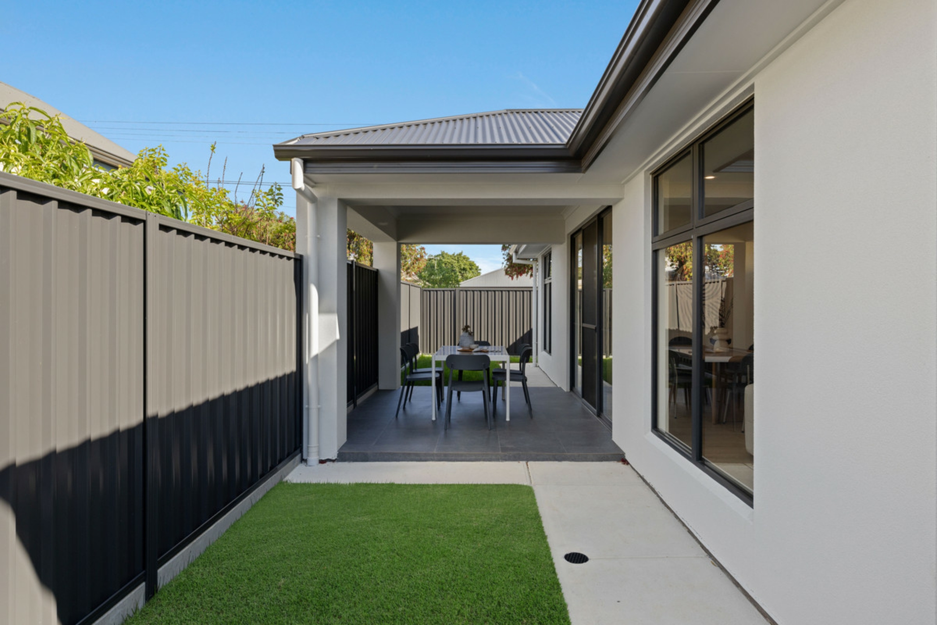 2C Crossley Avenue — photo 16 of 16