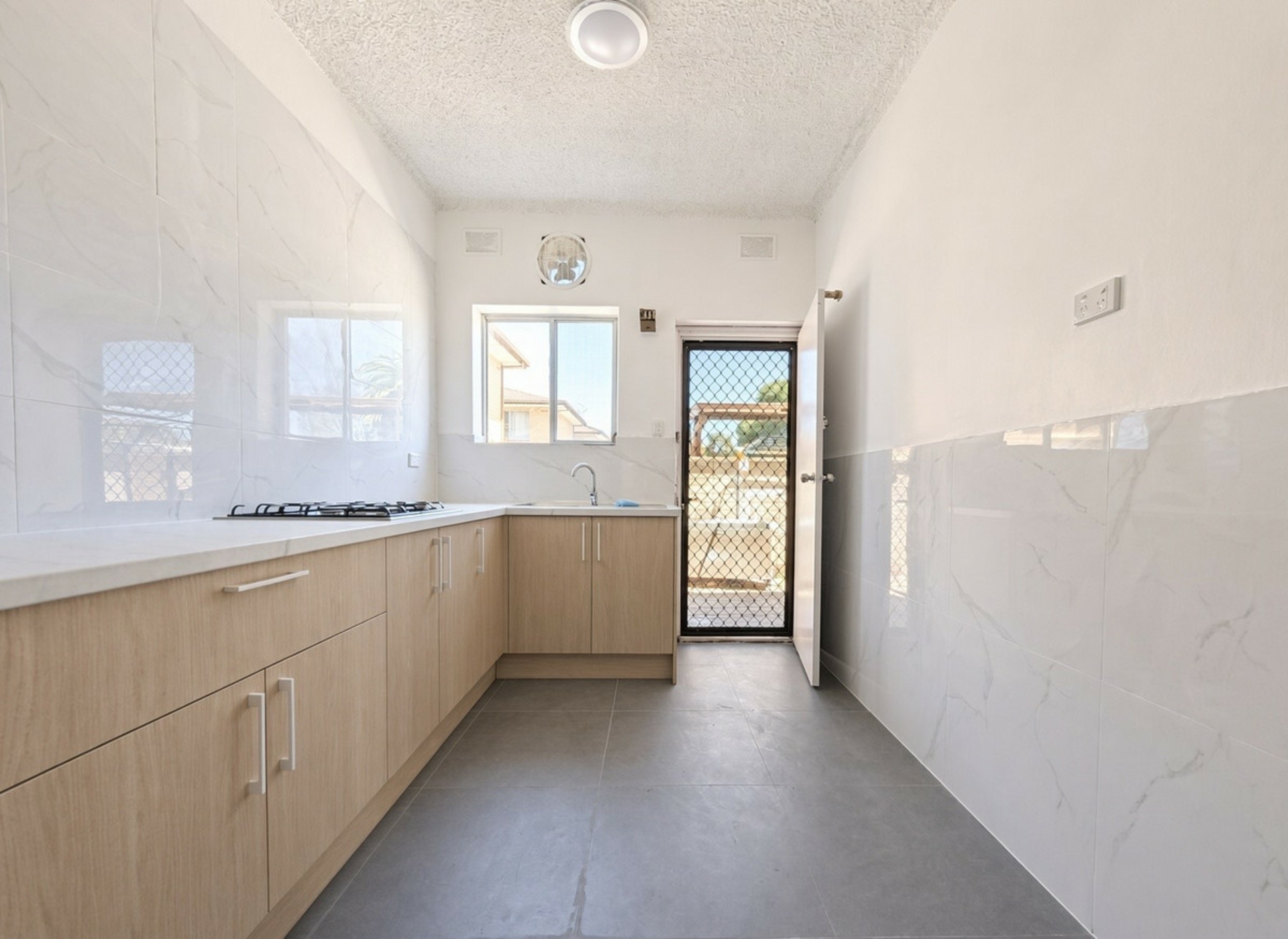 3/14-16 First Avenue — photo from LJ Hooker Flinders Park