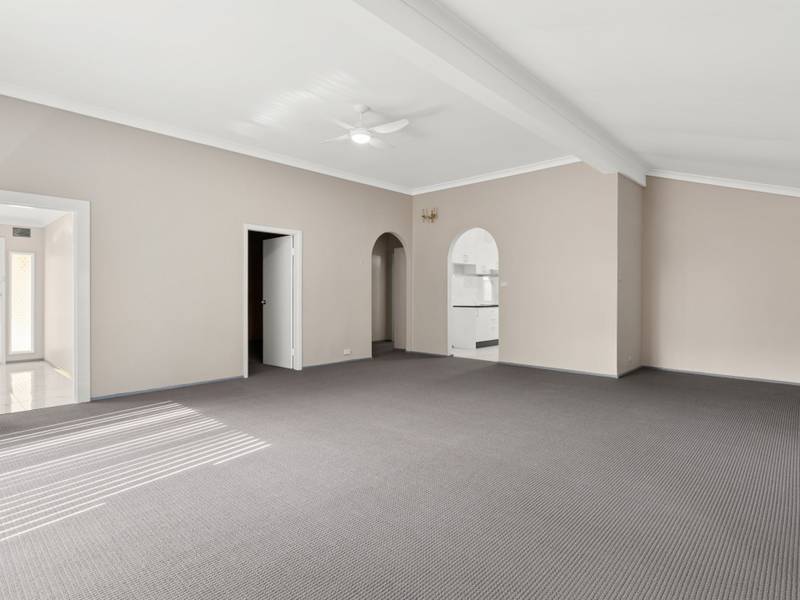 1329 Gloucester Road, WINGHAM