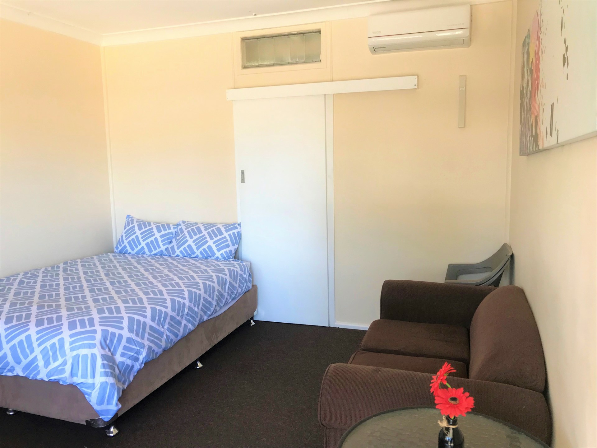 55 Chatham Avenue "Blackboy Tree Motel" Taree NSW Unit for Rent LJ