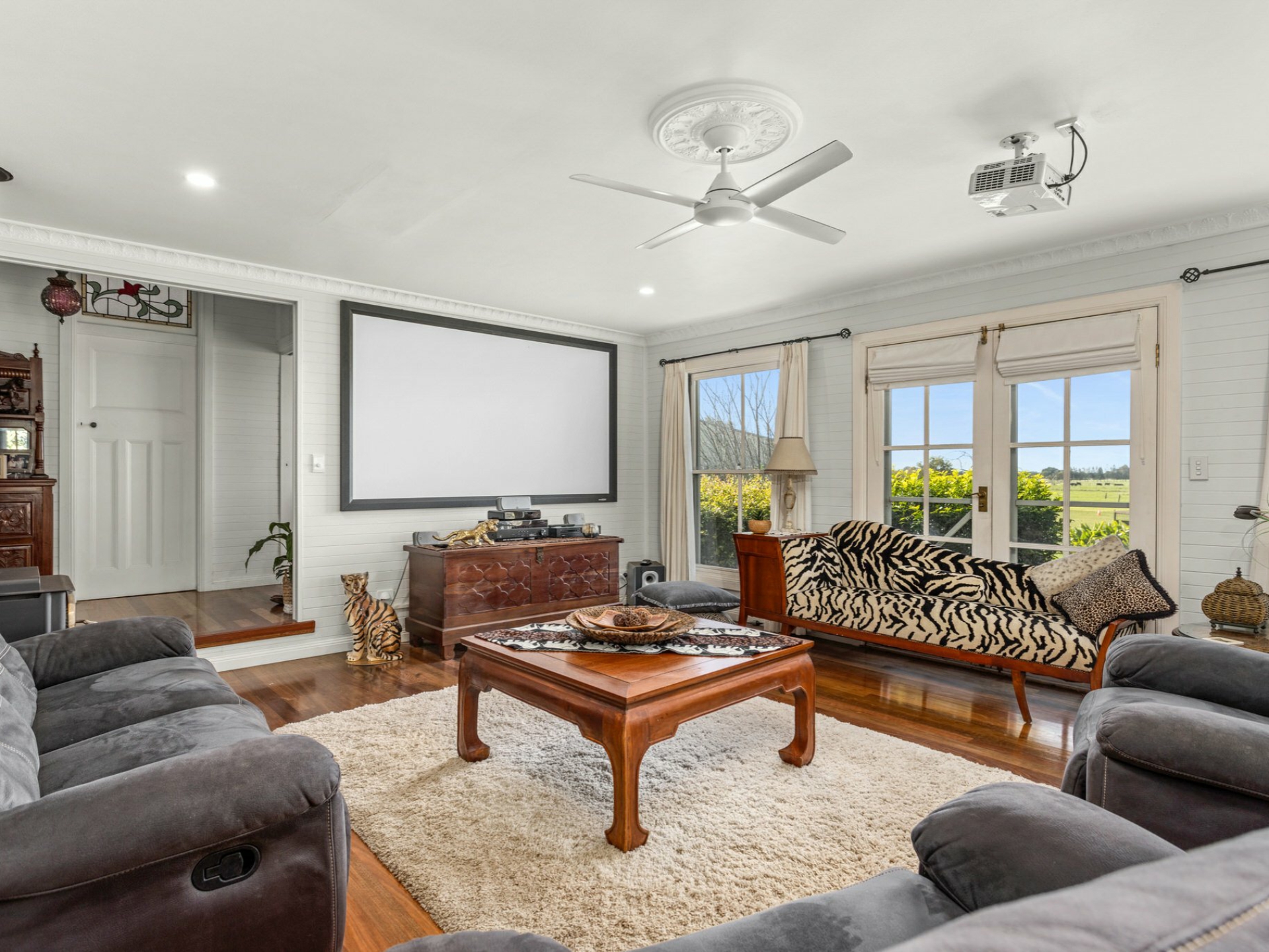 Dumaresq Island, 2430