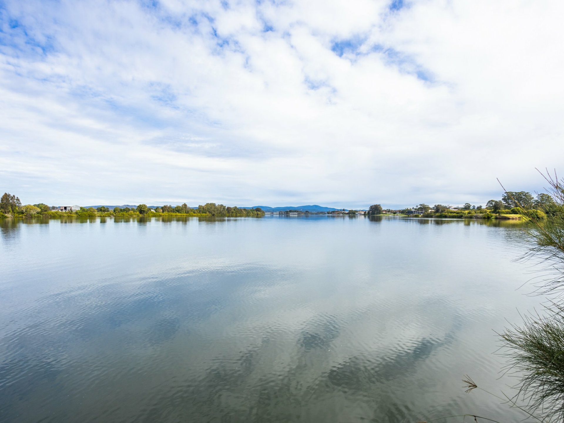 Dumaresq Island, 2430