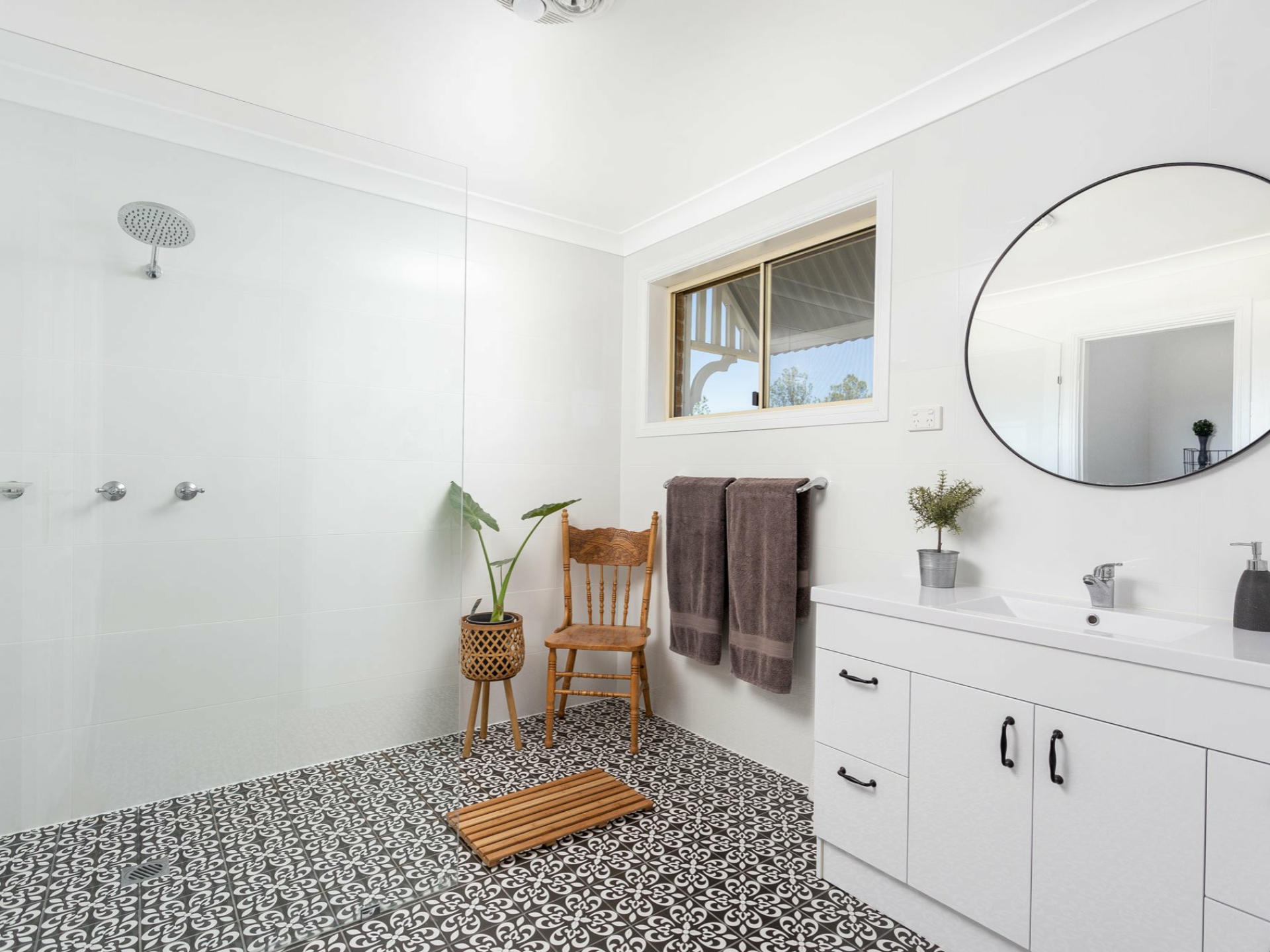 21-23 The Cedars Drive, WINGHAM