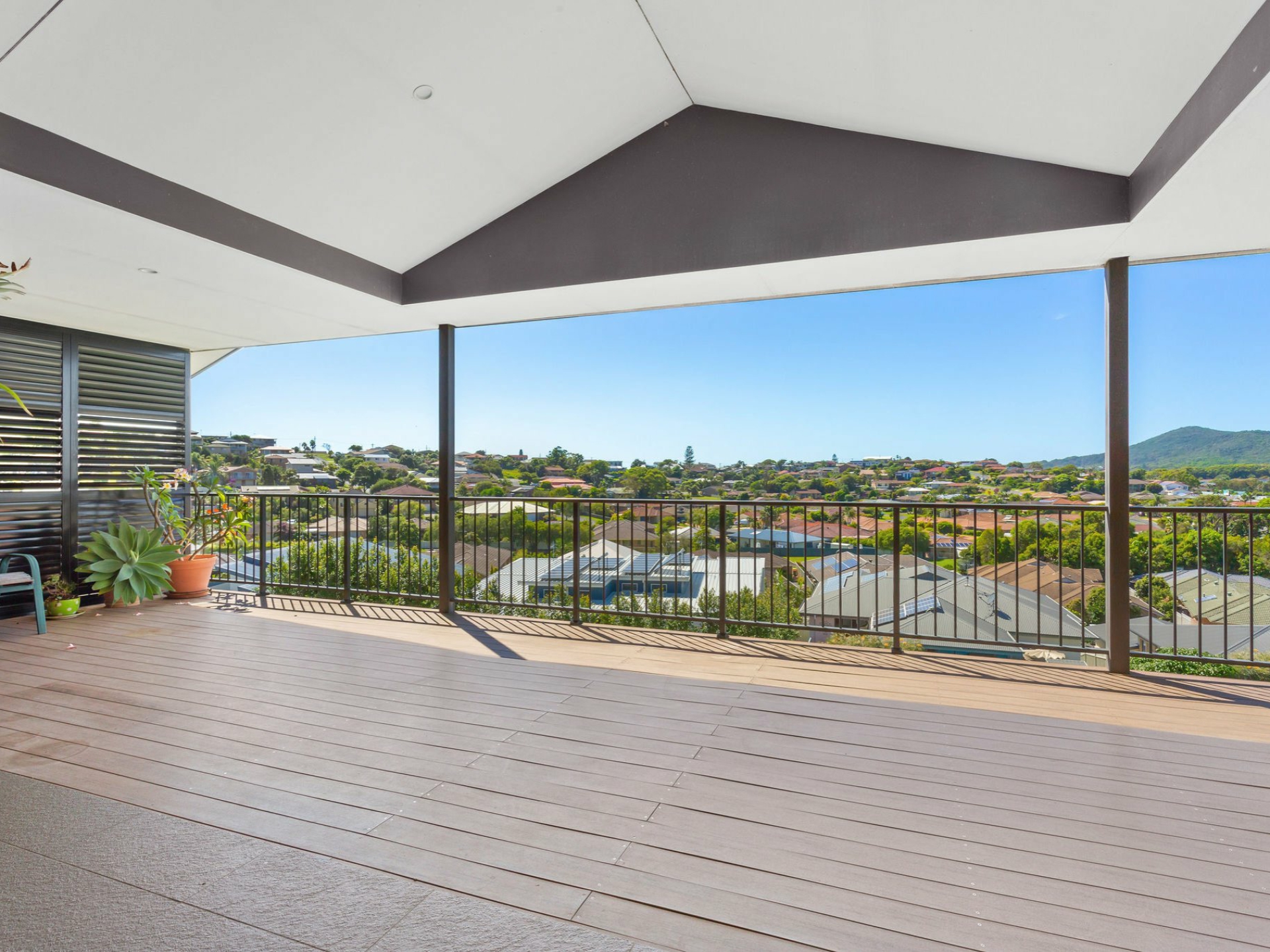 12 Manara Crescent, FORSTER