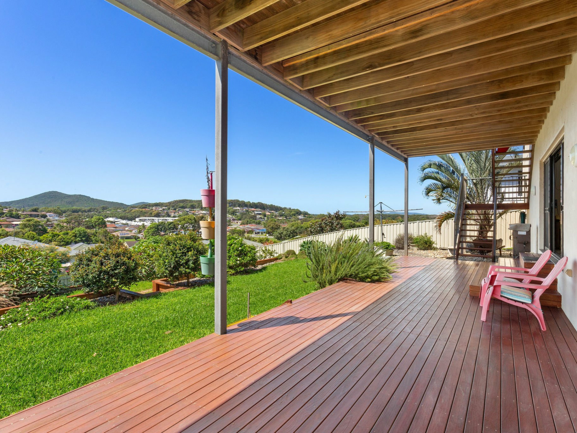 12 Manara Crescent, FORSTER