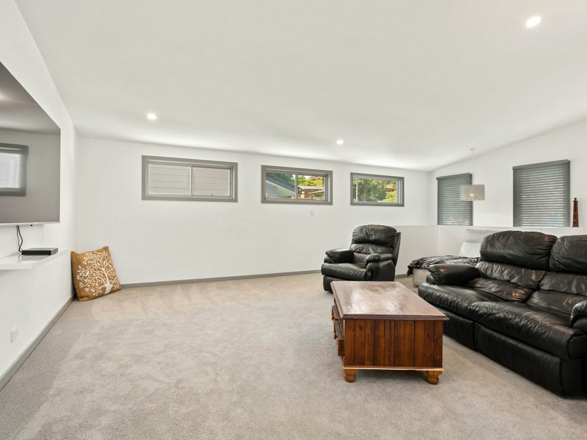73 South Street, FORSTER