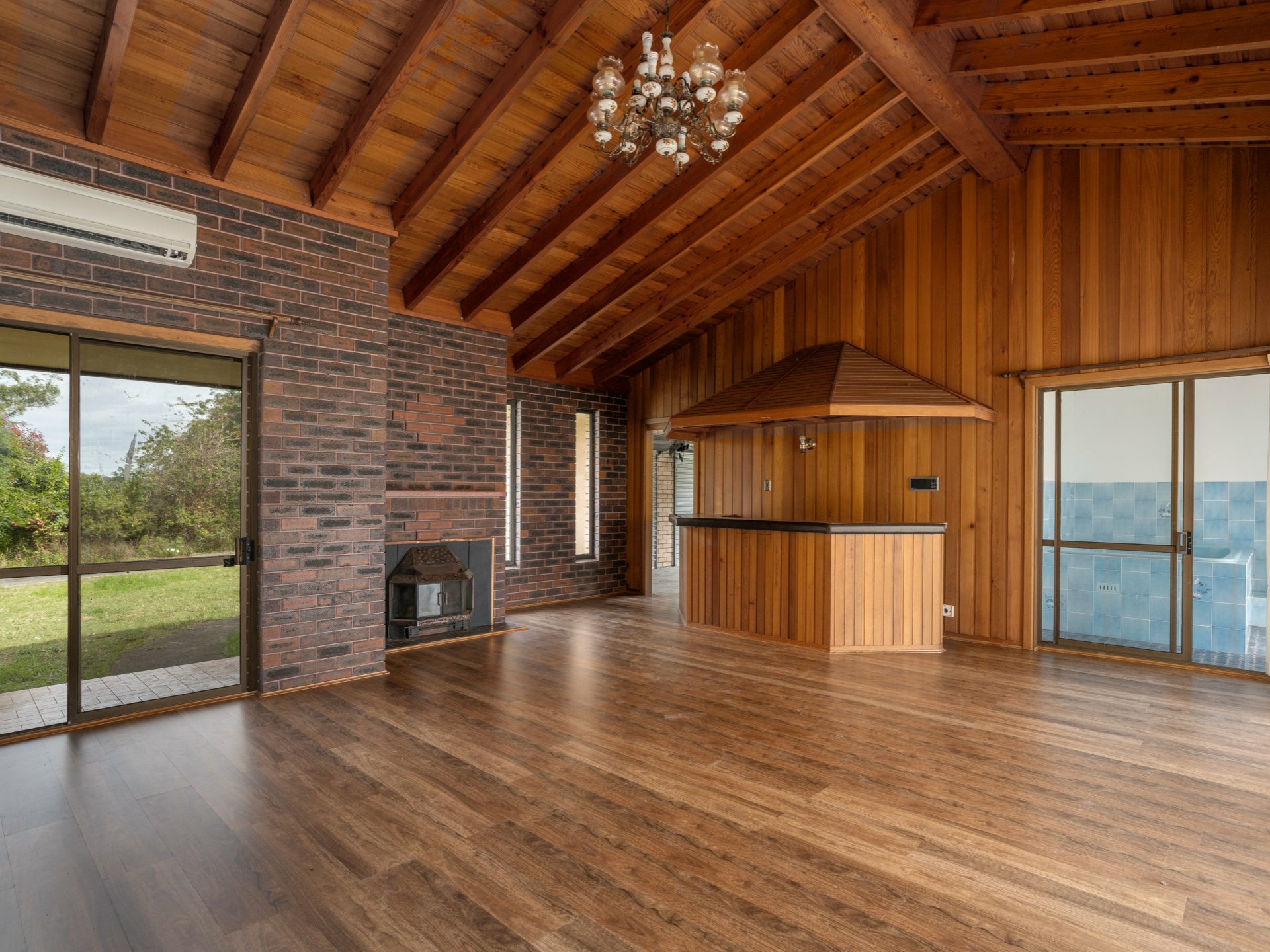 41 Valhaven Road, MOORLAND