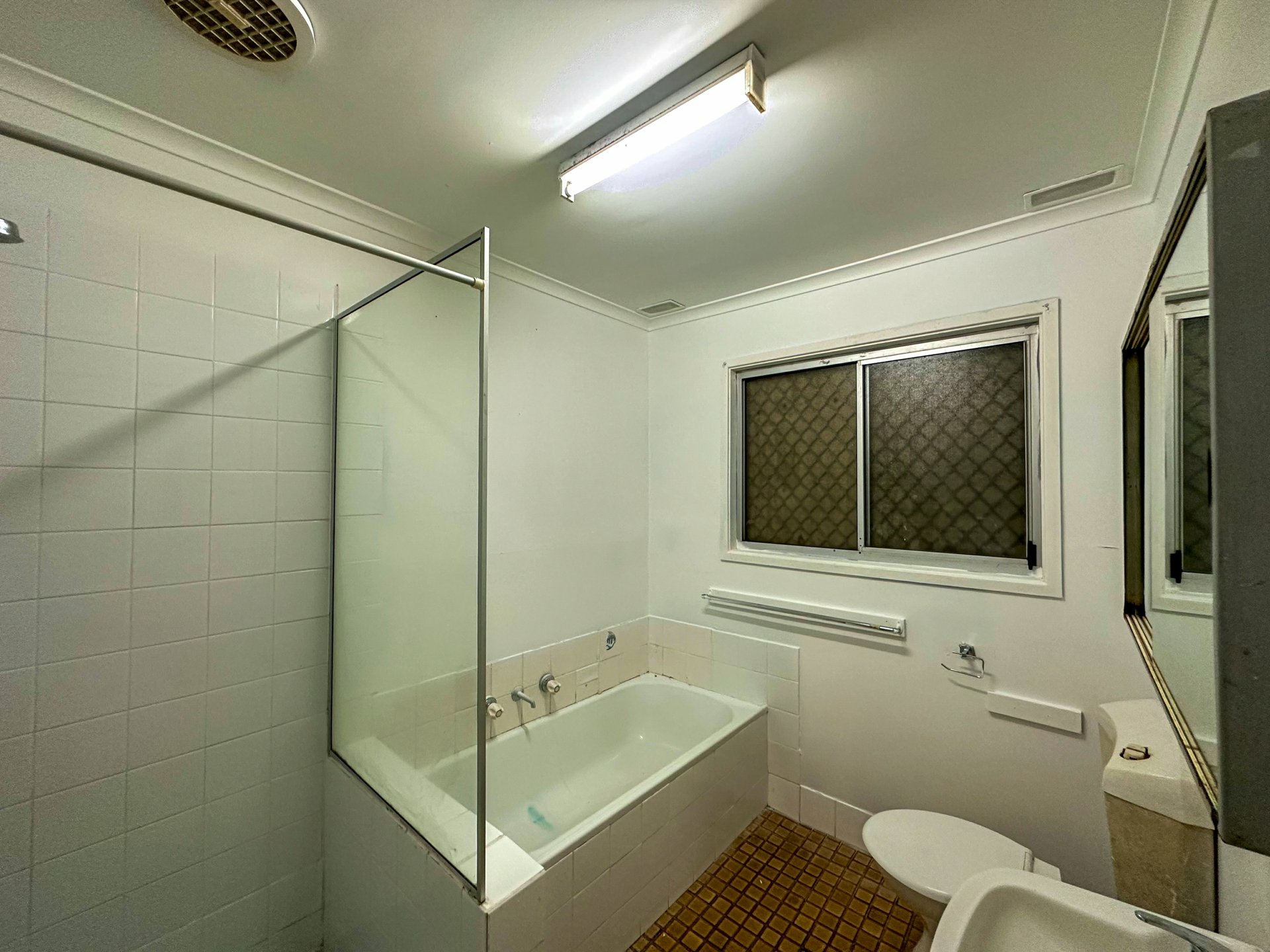 9 Hughes Street, TAREE
