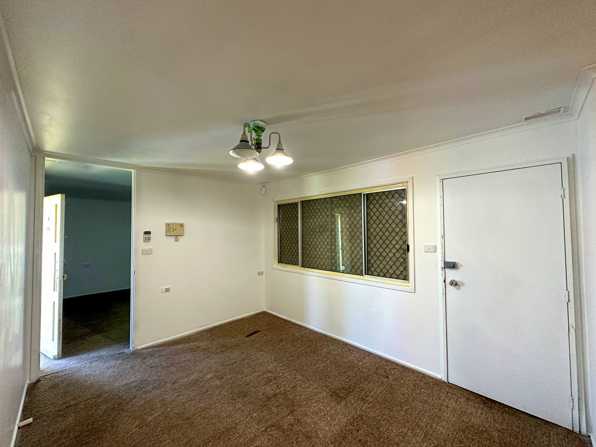 9 Hughes Street, TAREE