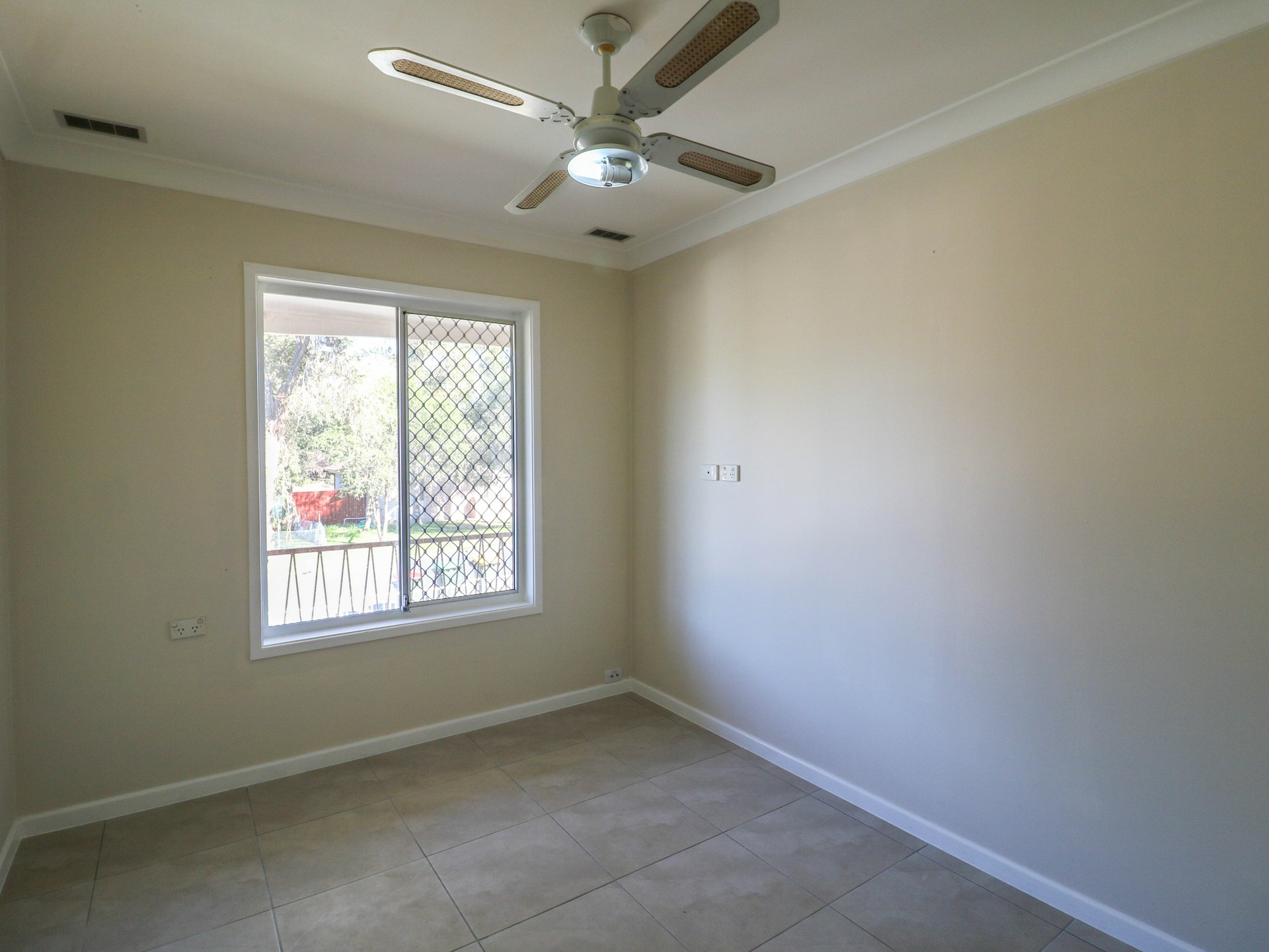 4 Hughes Street, TAREE
