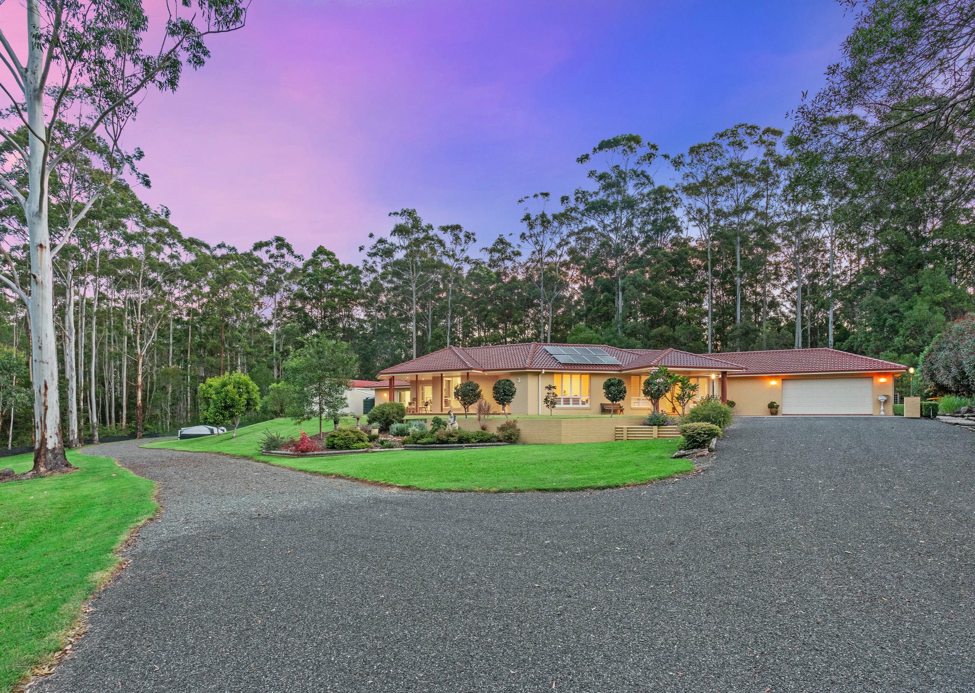 369 Highlands Drive, Failford