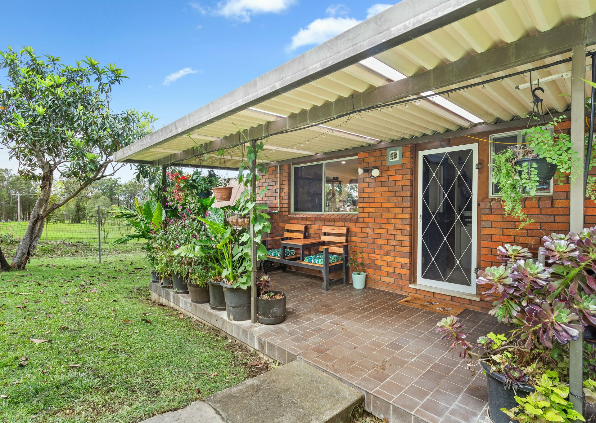 1291 Lansdowne Road, LANSDOWNE