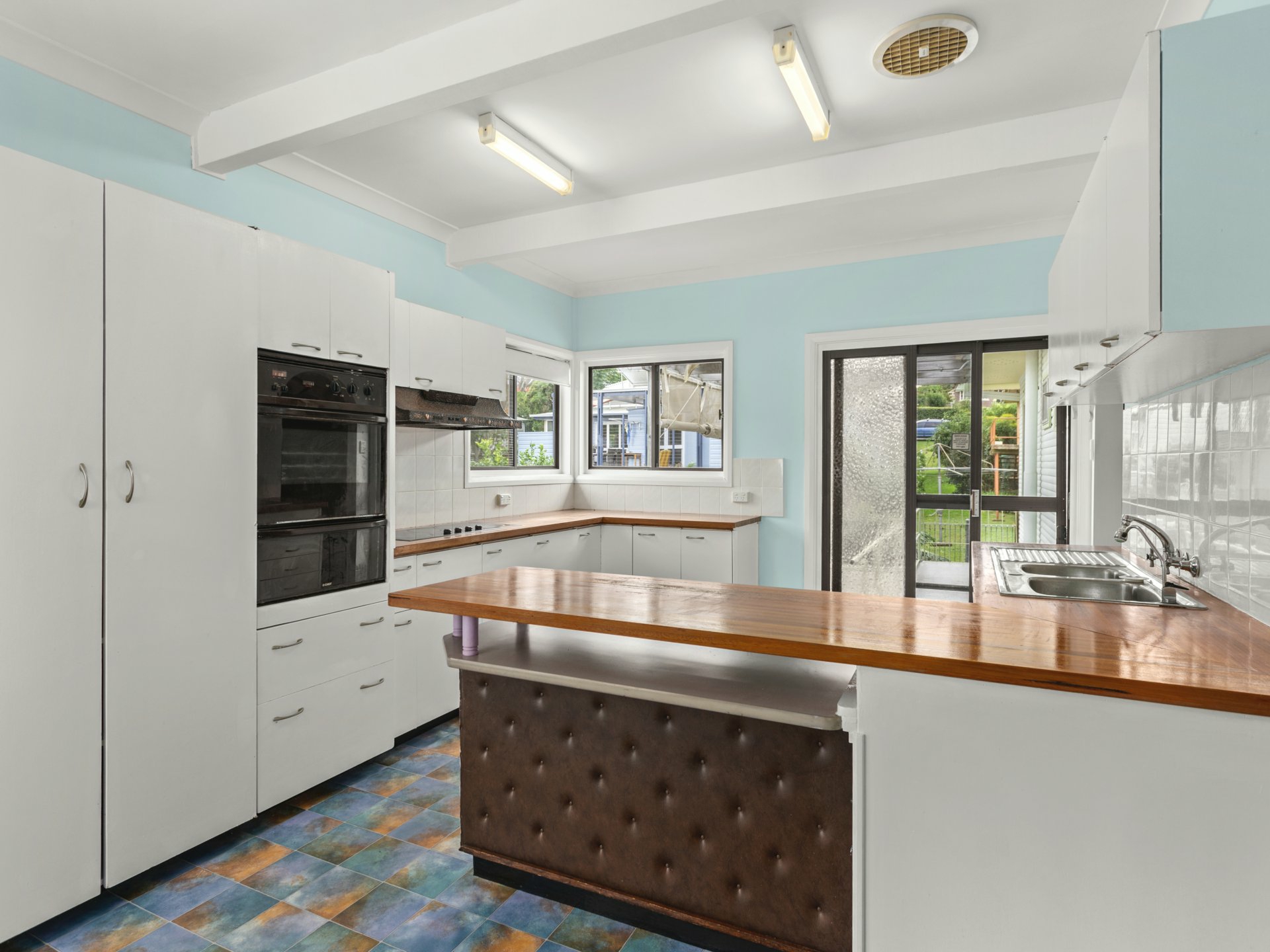 4 West End Avenue, TAREE