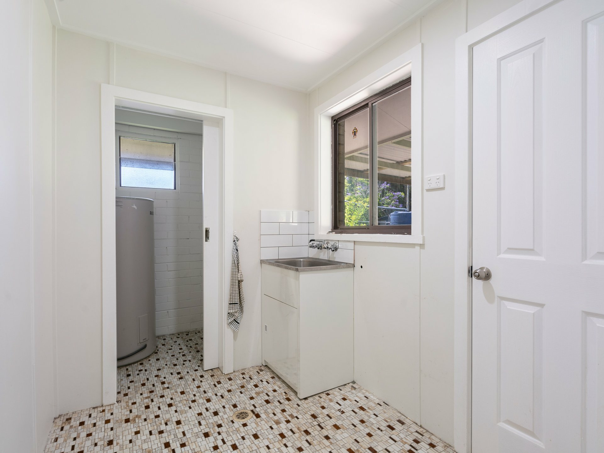 22 Central Lansdowne Road, LANSDOWNE