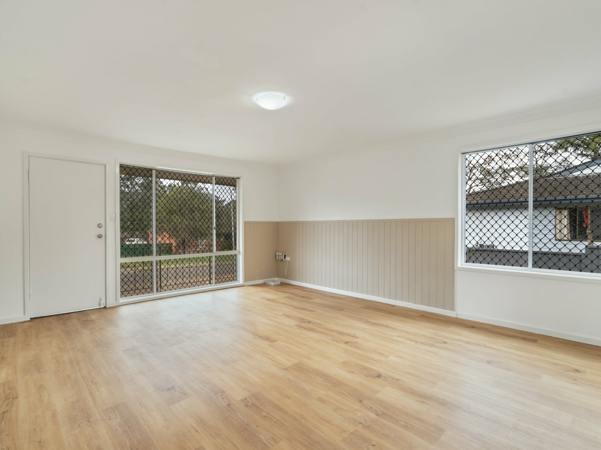 17 Barton Street — photo 3 of 10