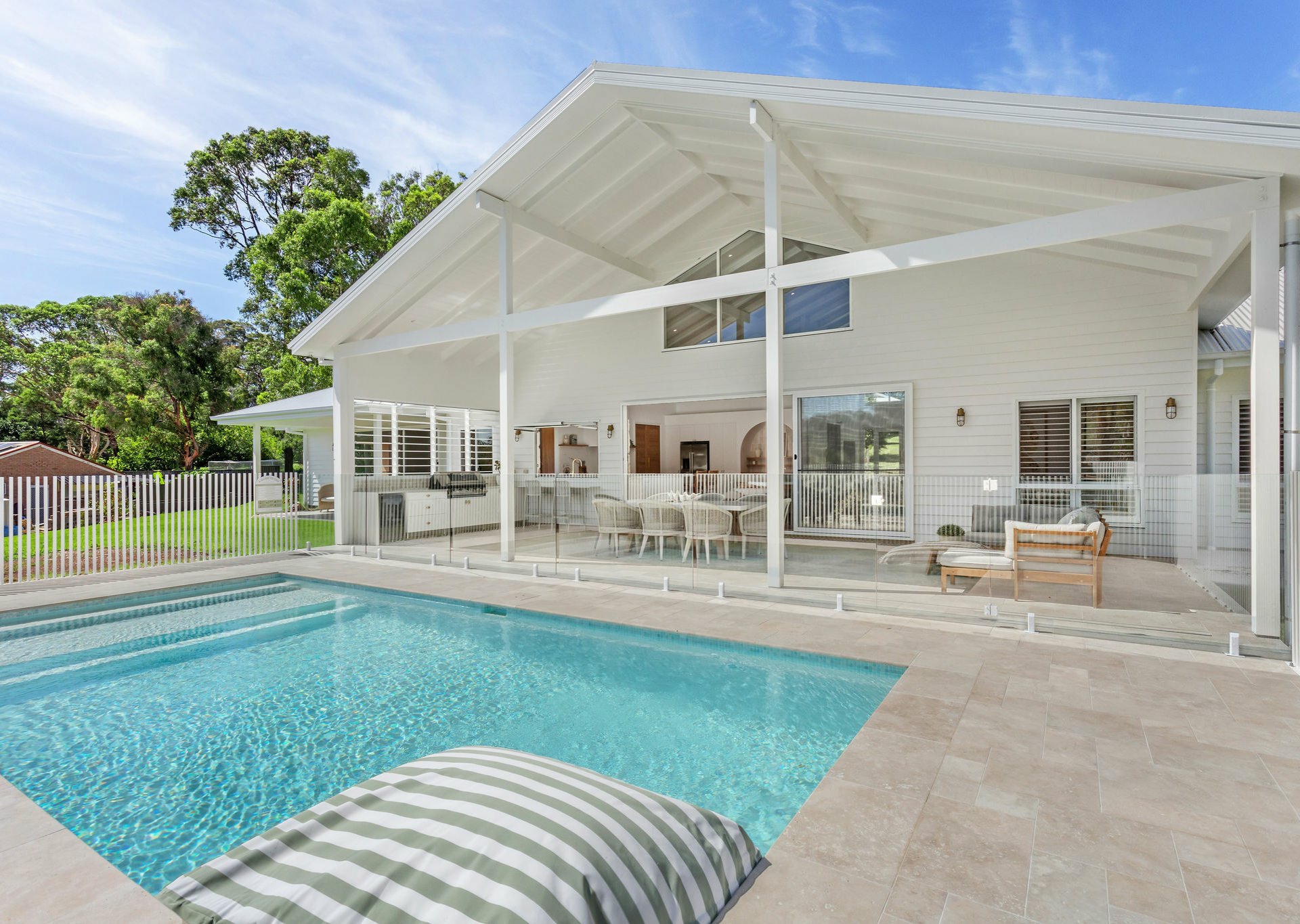 16a Pacific View Drive, HALLIDAYS POINT