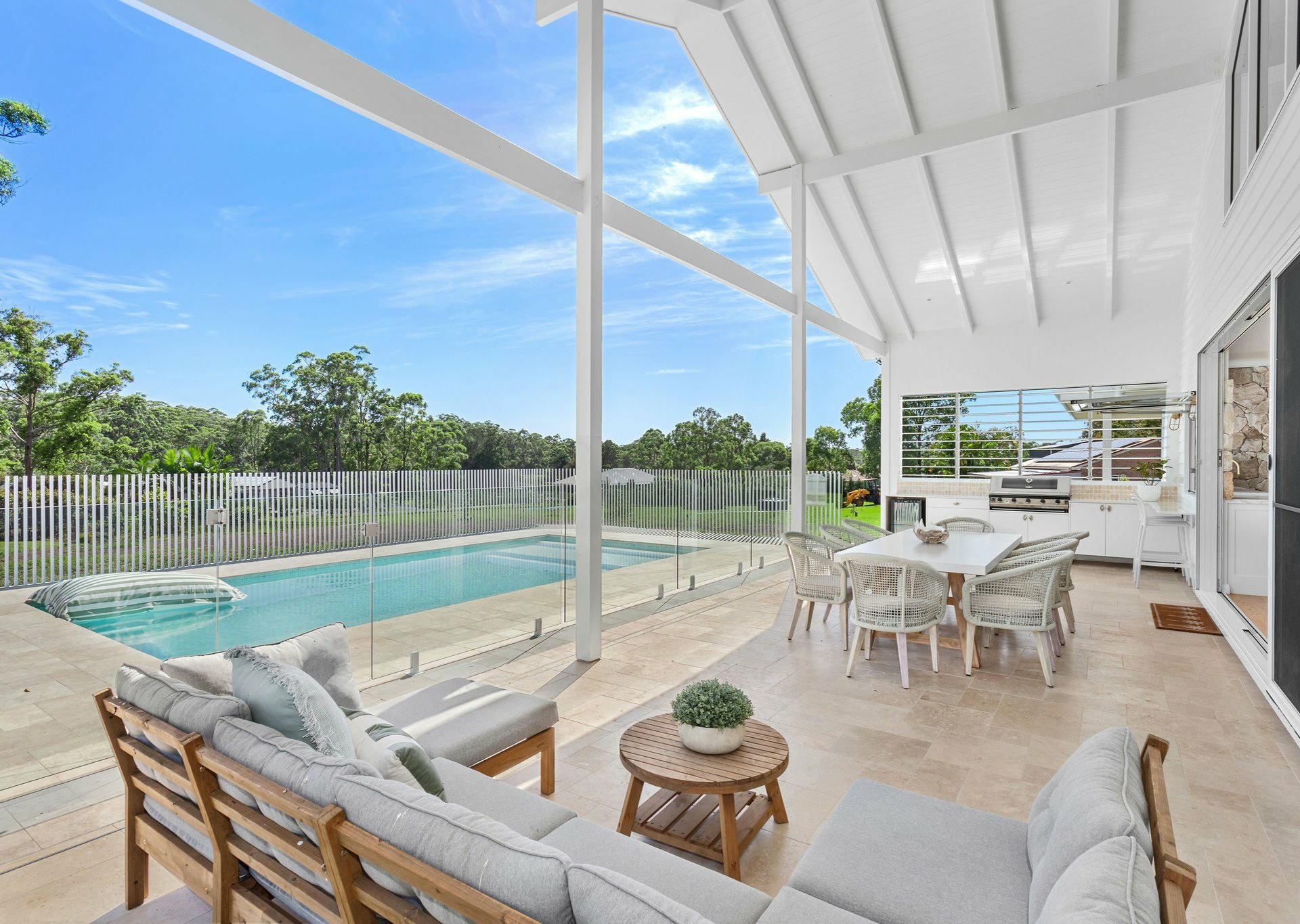 16a Pacific View Drive, HALLIDAYS POINT