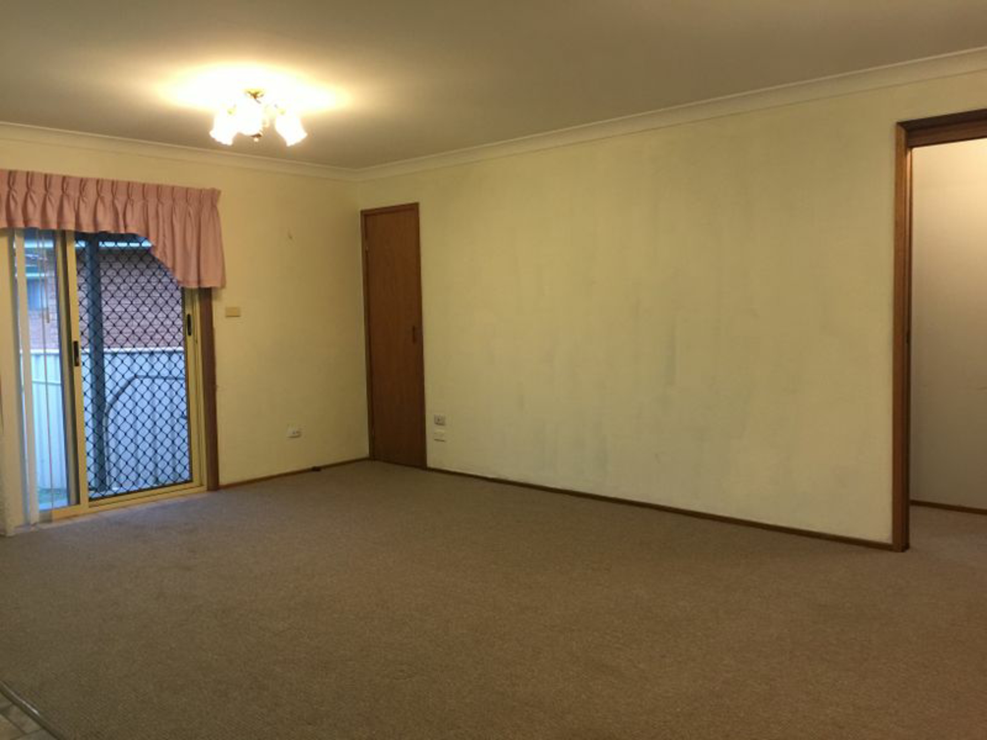 Unit 2/9 Bushland Drive, TAREE