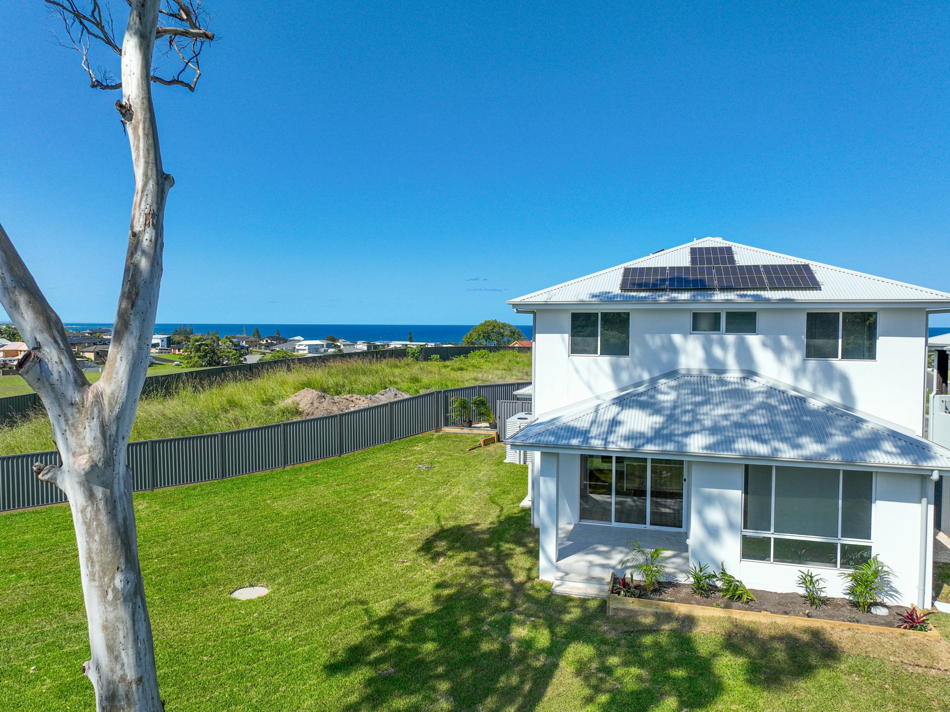 8 Lace Court, DIAMOND BEACH