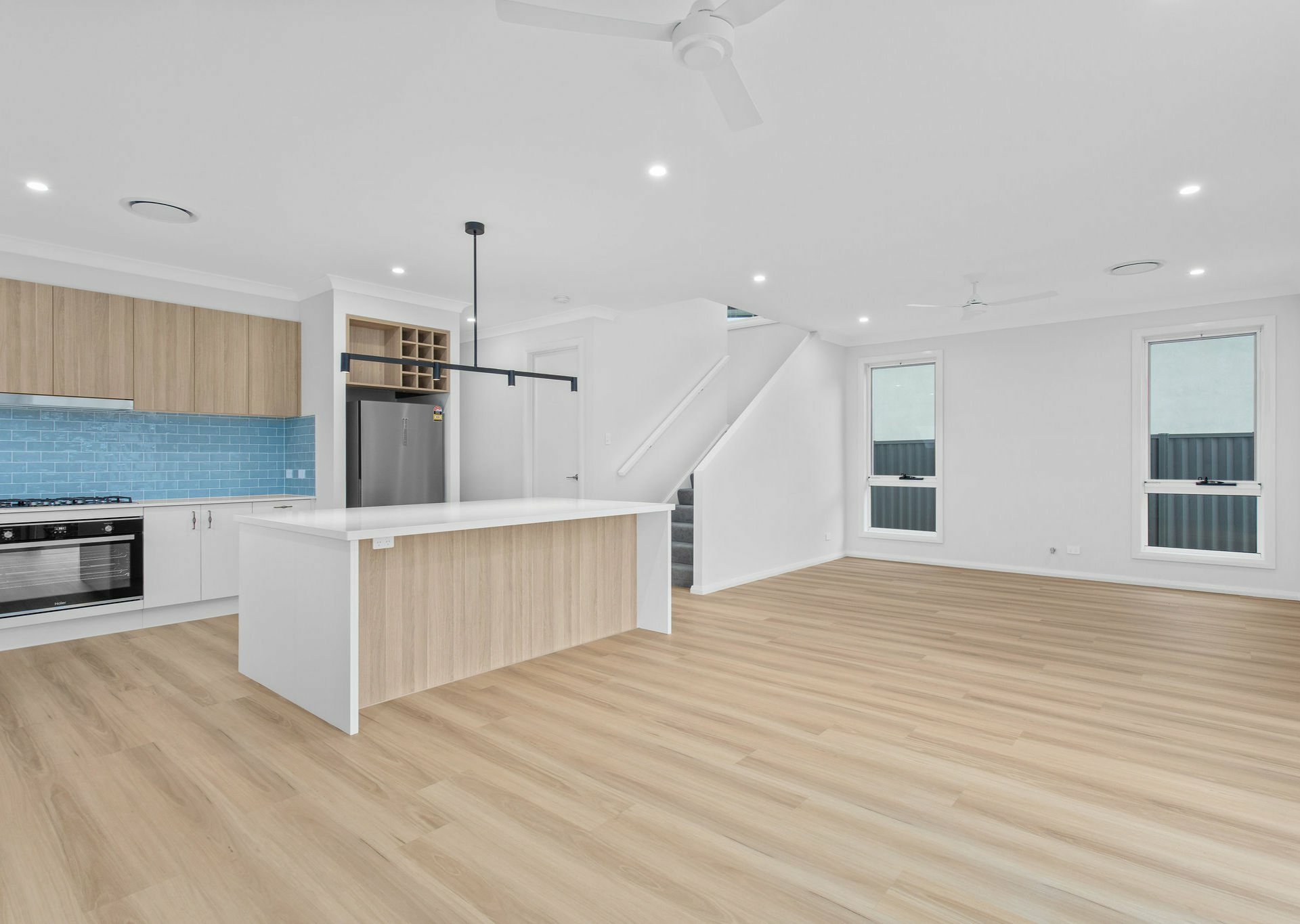 8 Lace Court, DIAMOND BEACH