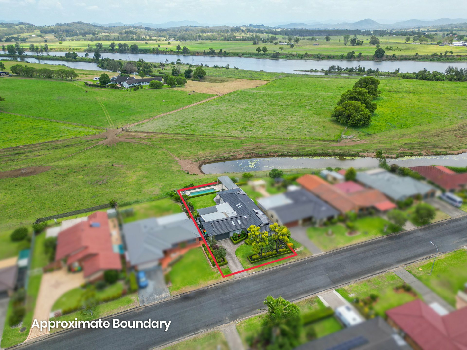 19 Petken Drive, TAREE