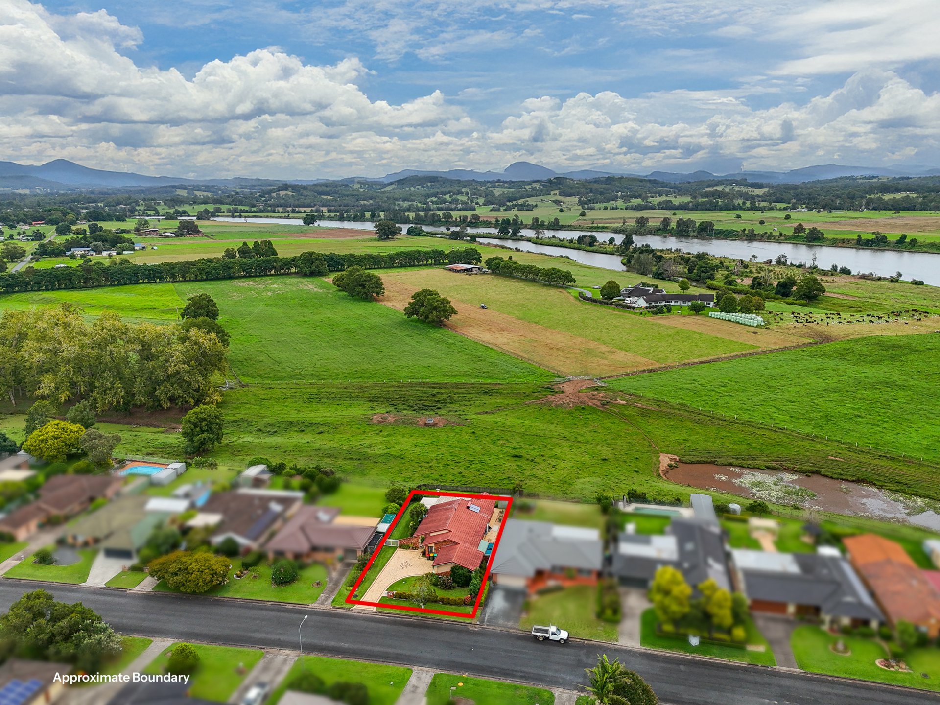 15 Petken Drive, TAREE