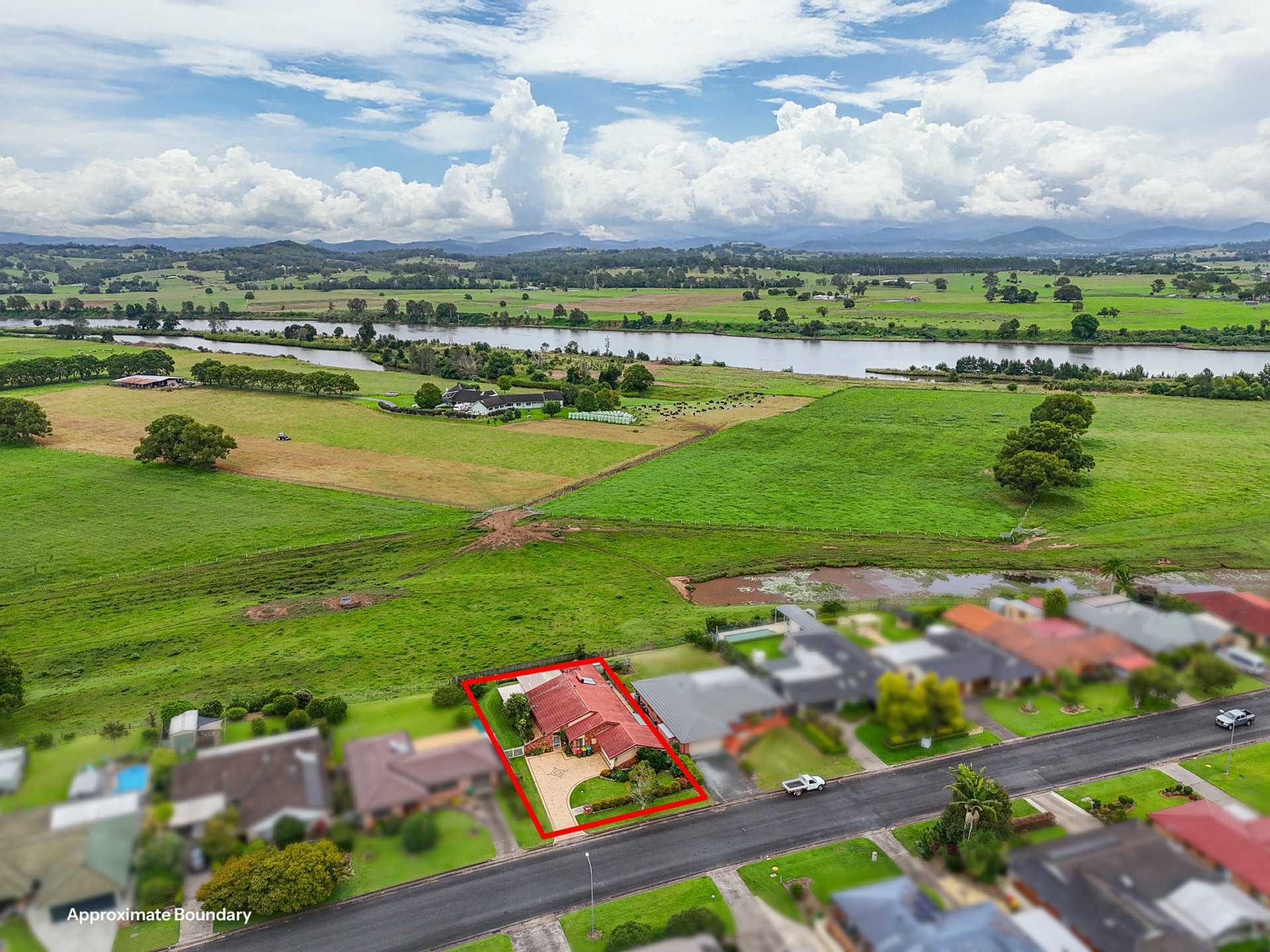 15 Petken Drive, TAREE