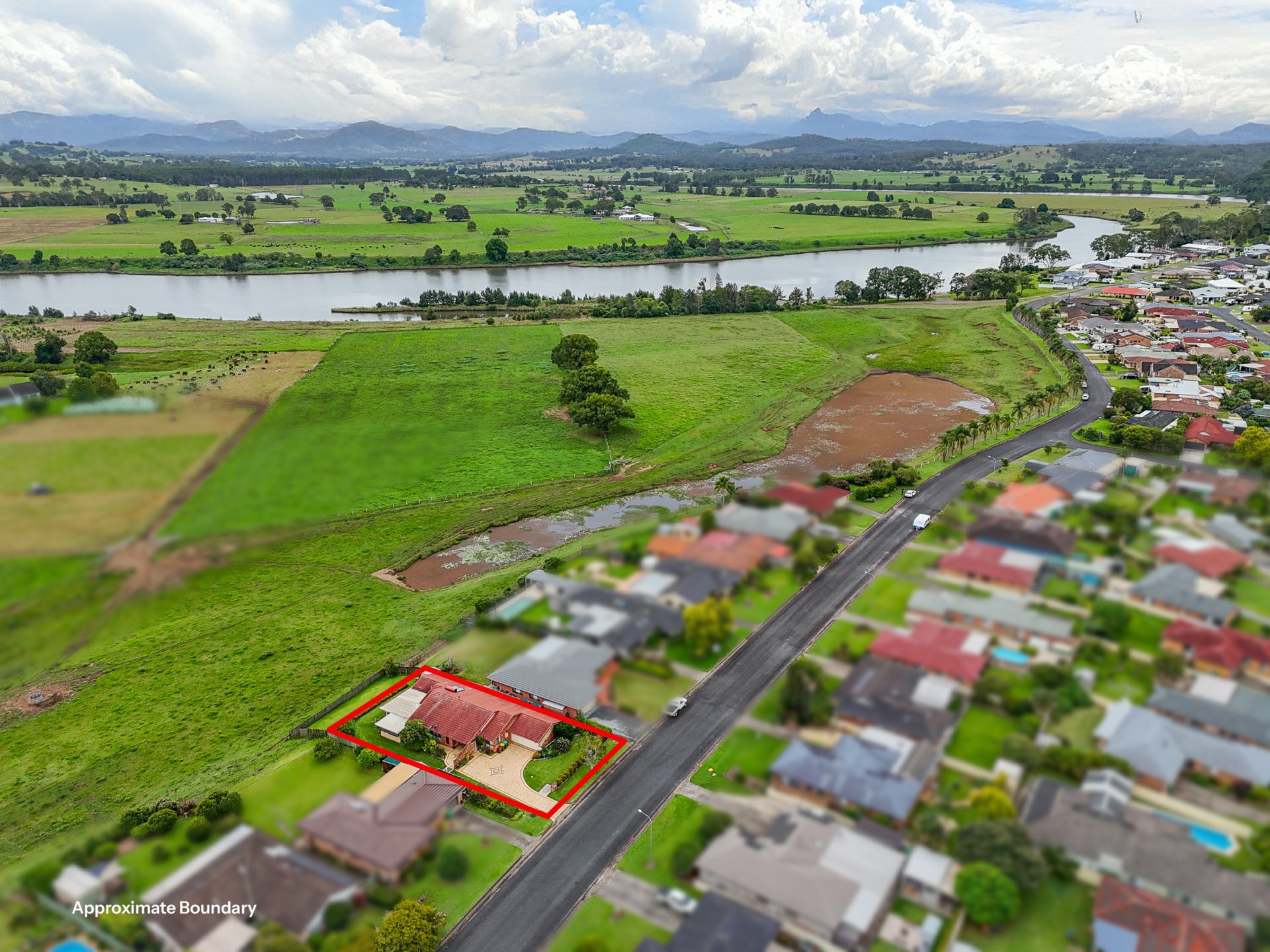 15 Petken Drive, TAREE