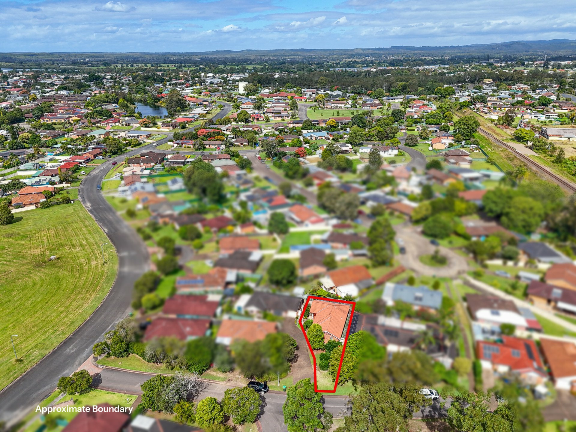 8 Forest Grove, TAREE