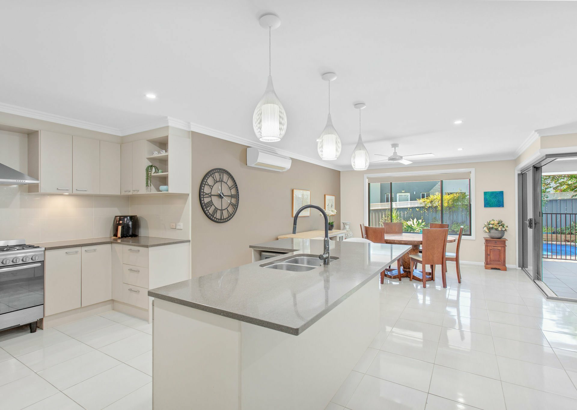 24 Joseph Andrews Crescent, TAREE
