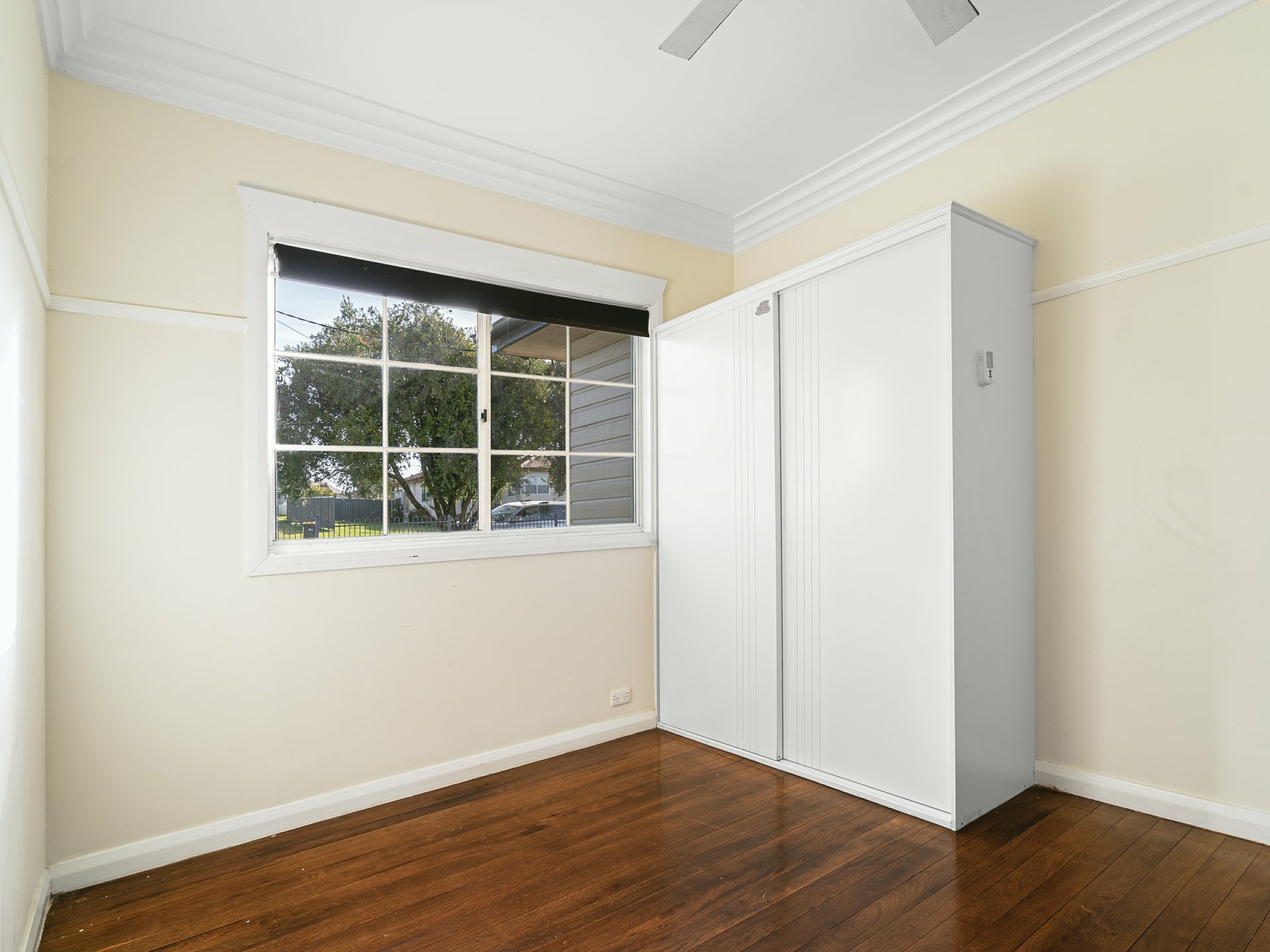 37 Bruntnell Street — photo 7 of 14