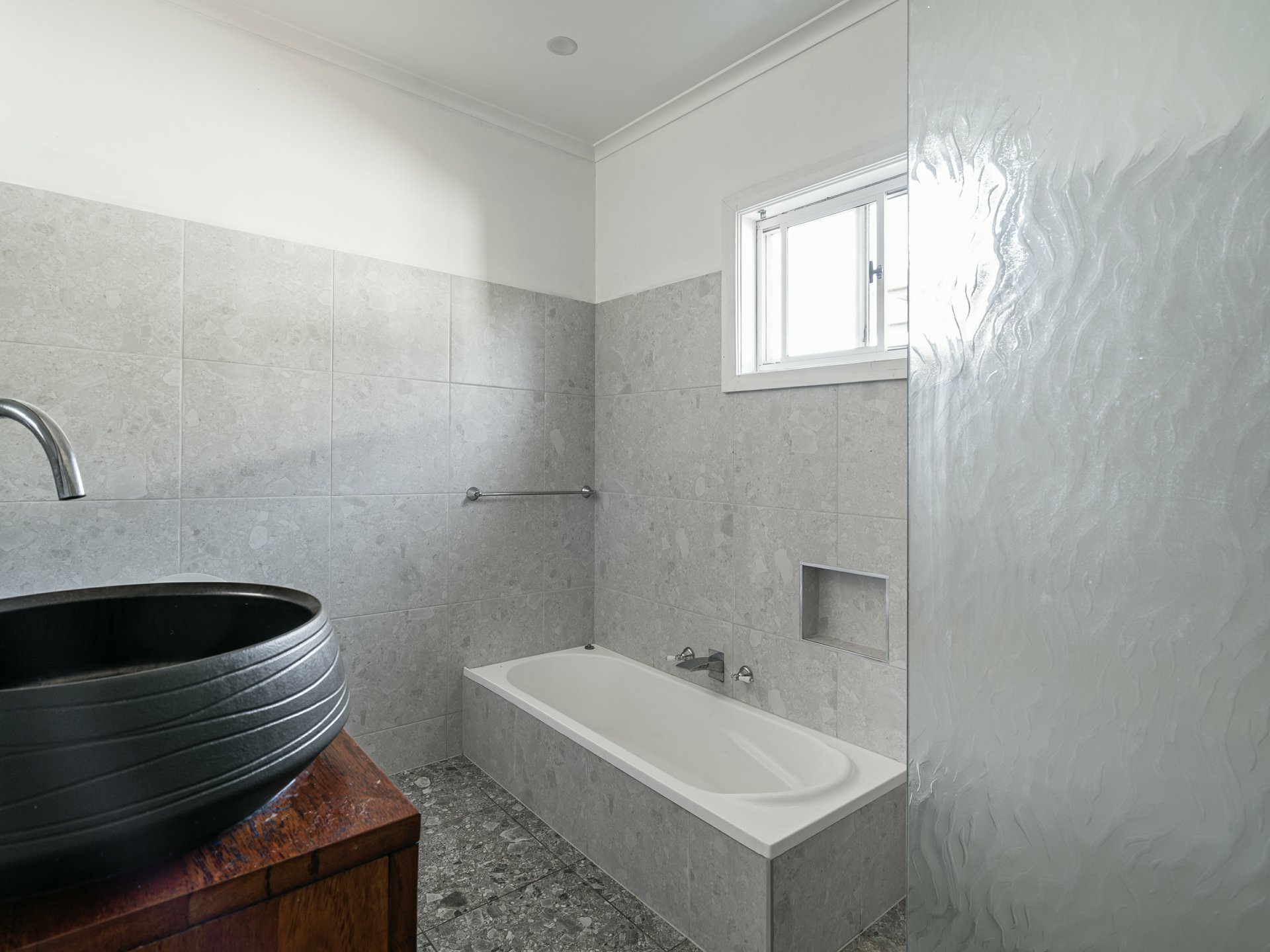 37 Bruntnell Street — photo 8 of 14