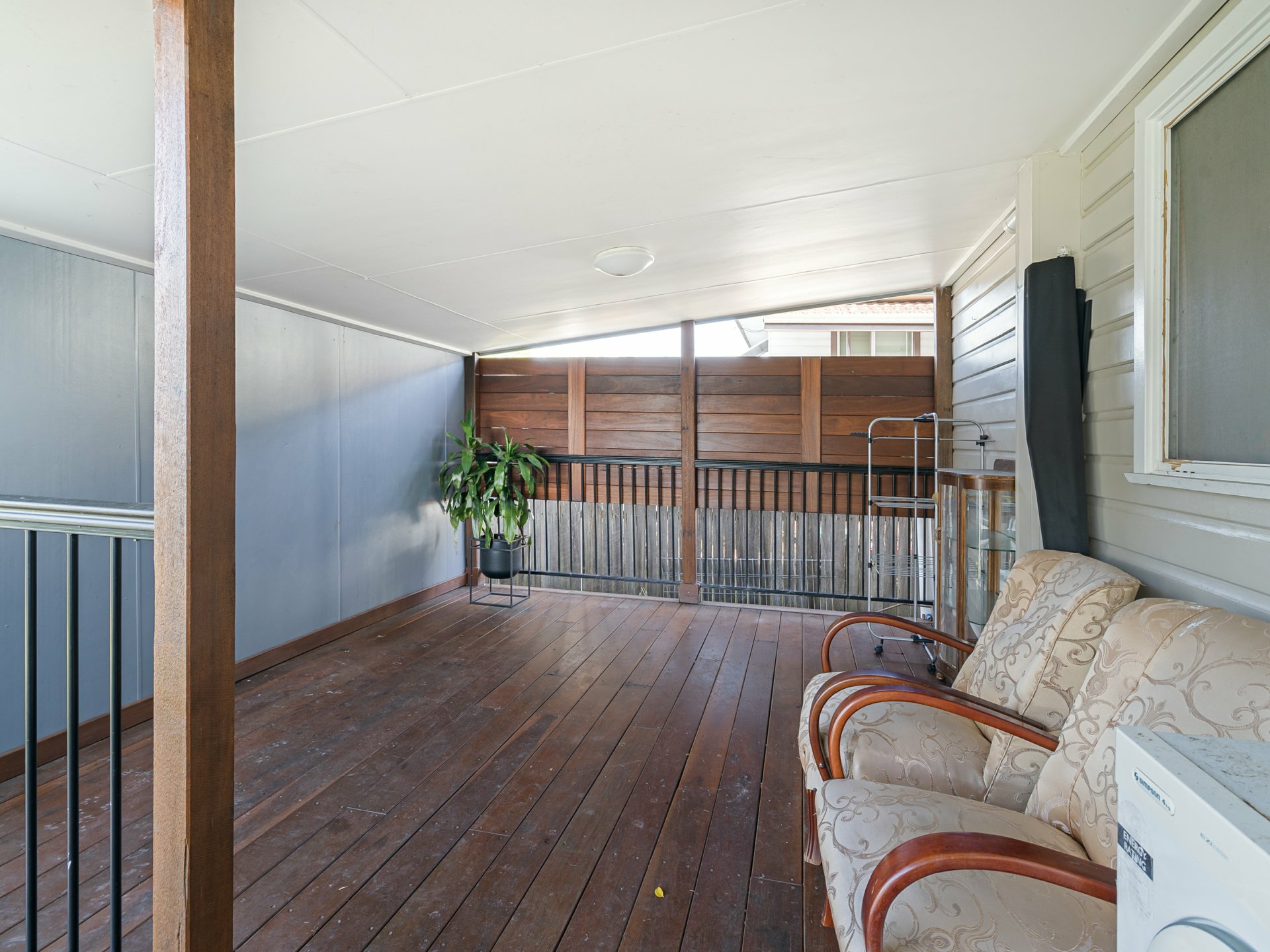37 Bruntnell Street — photo 10 of 14