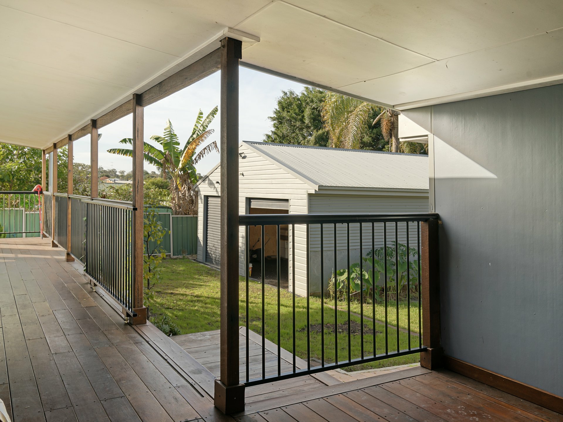37 Bruntnell Street — photo 11 of 14