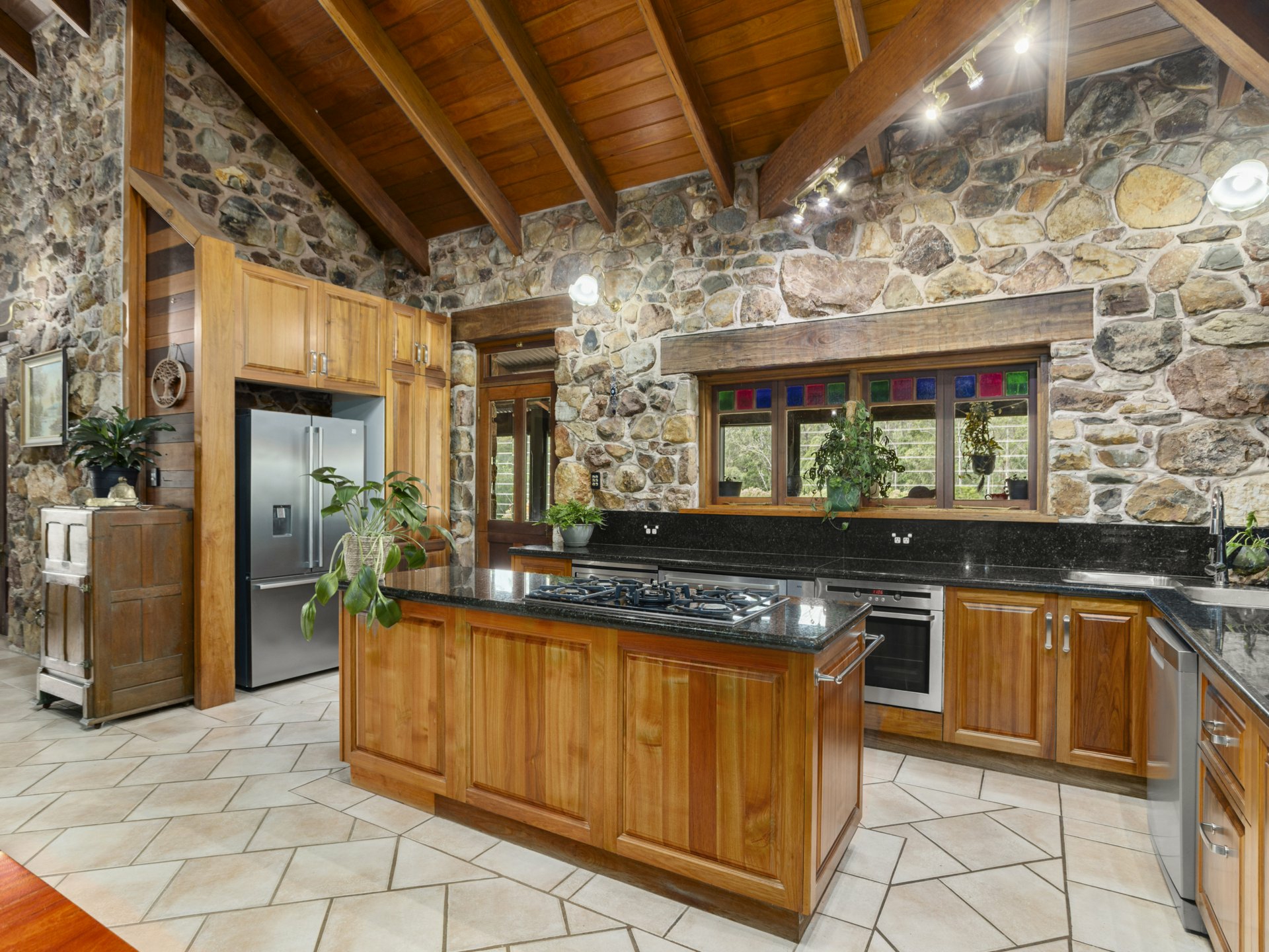128 Bimbadeen Road, WHERROL FLAT
