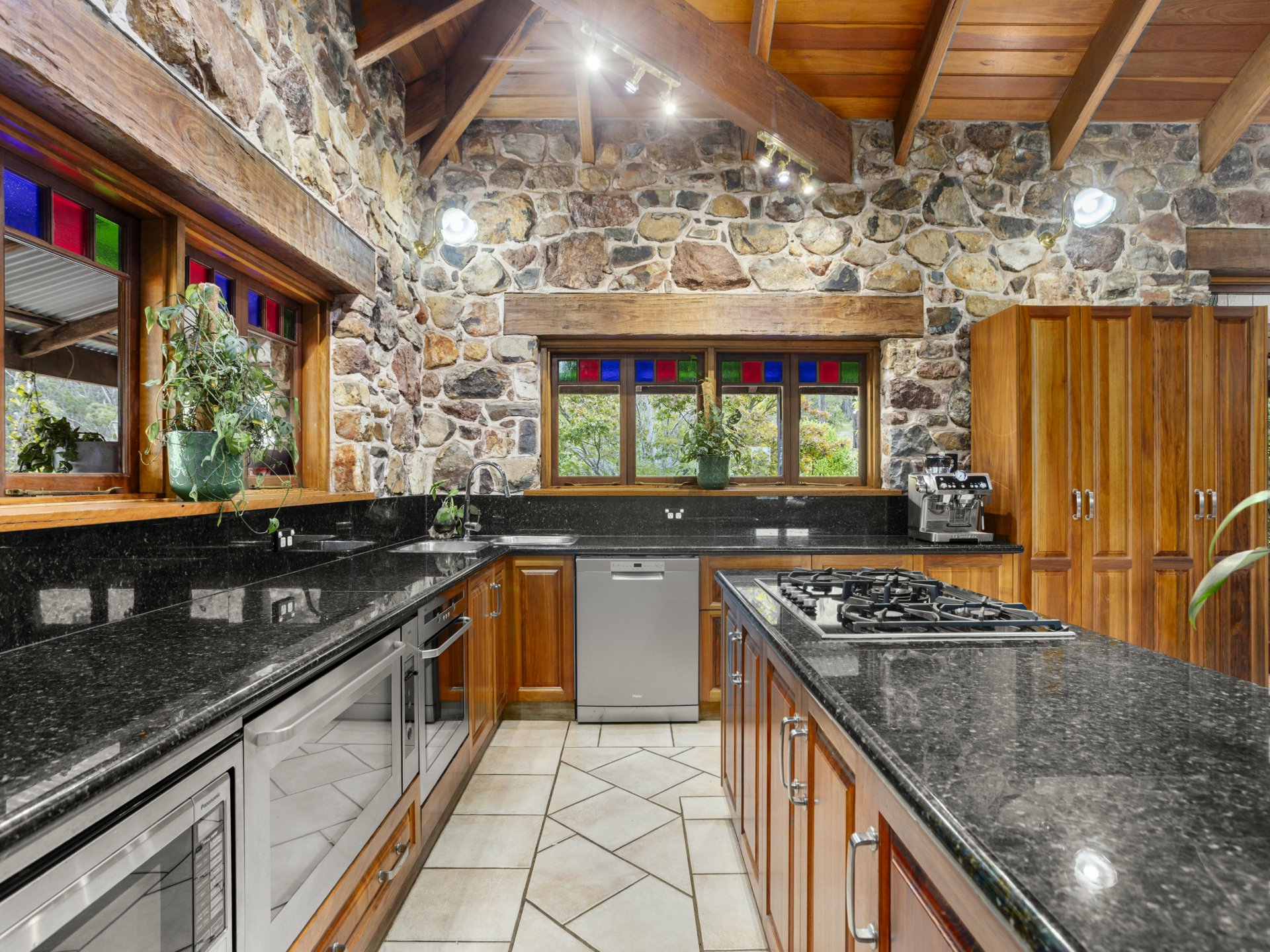 128 Bimbadeen Road, WHERROL FLAT