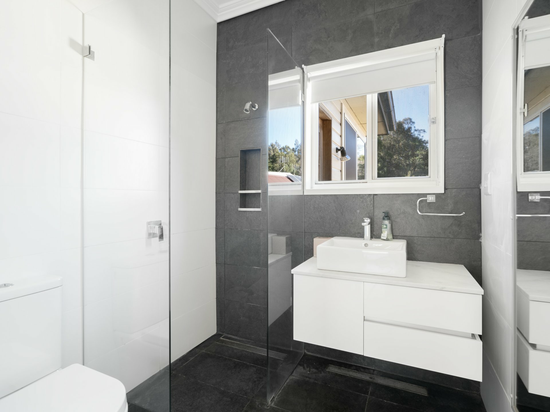 6 Short Street, FORSTER