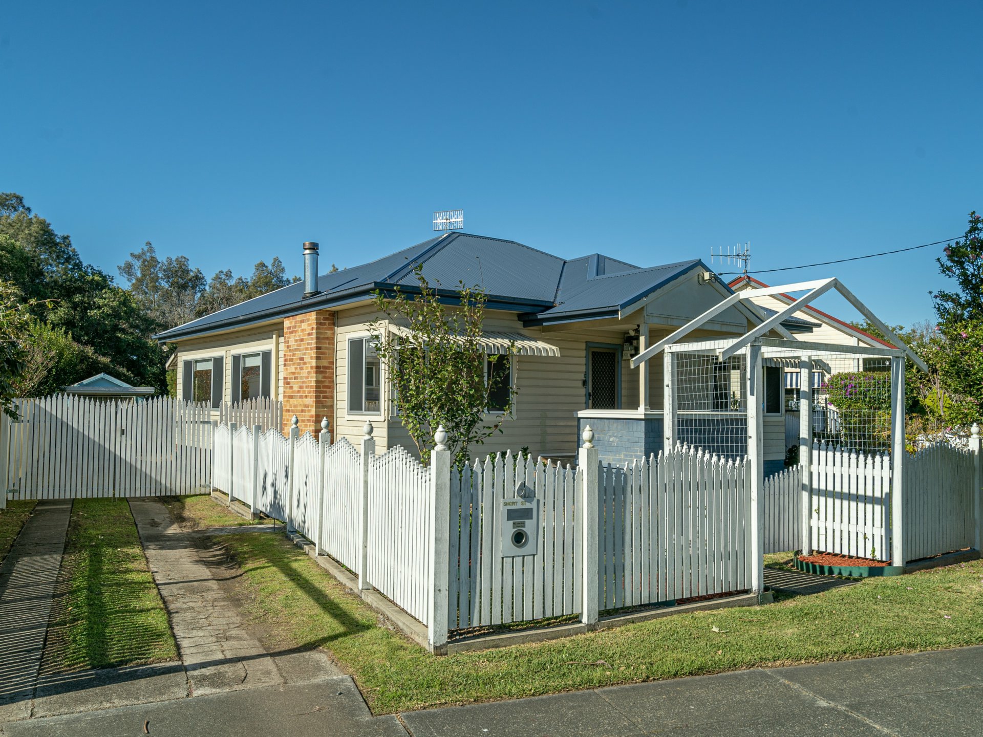 6 Short Street, FORSTER