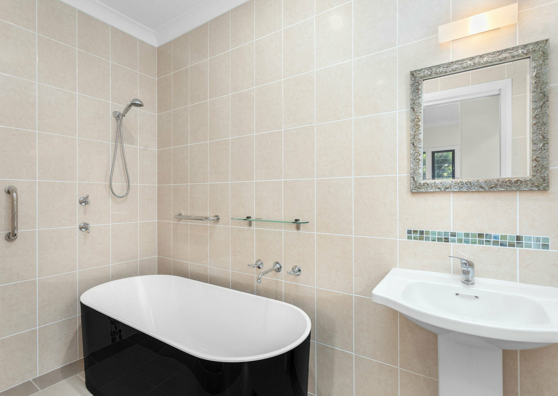 102 Melaleuca Drive, Coolongolook